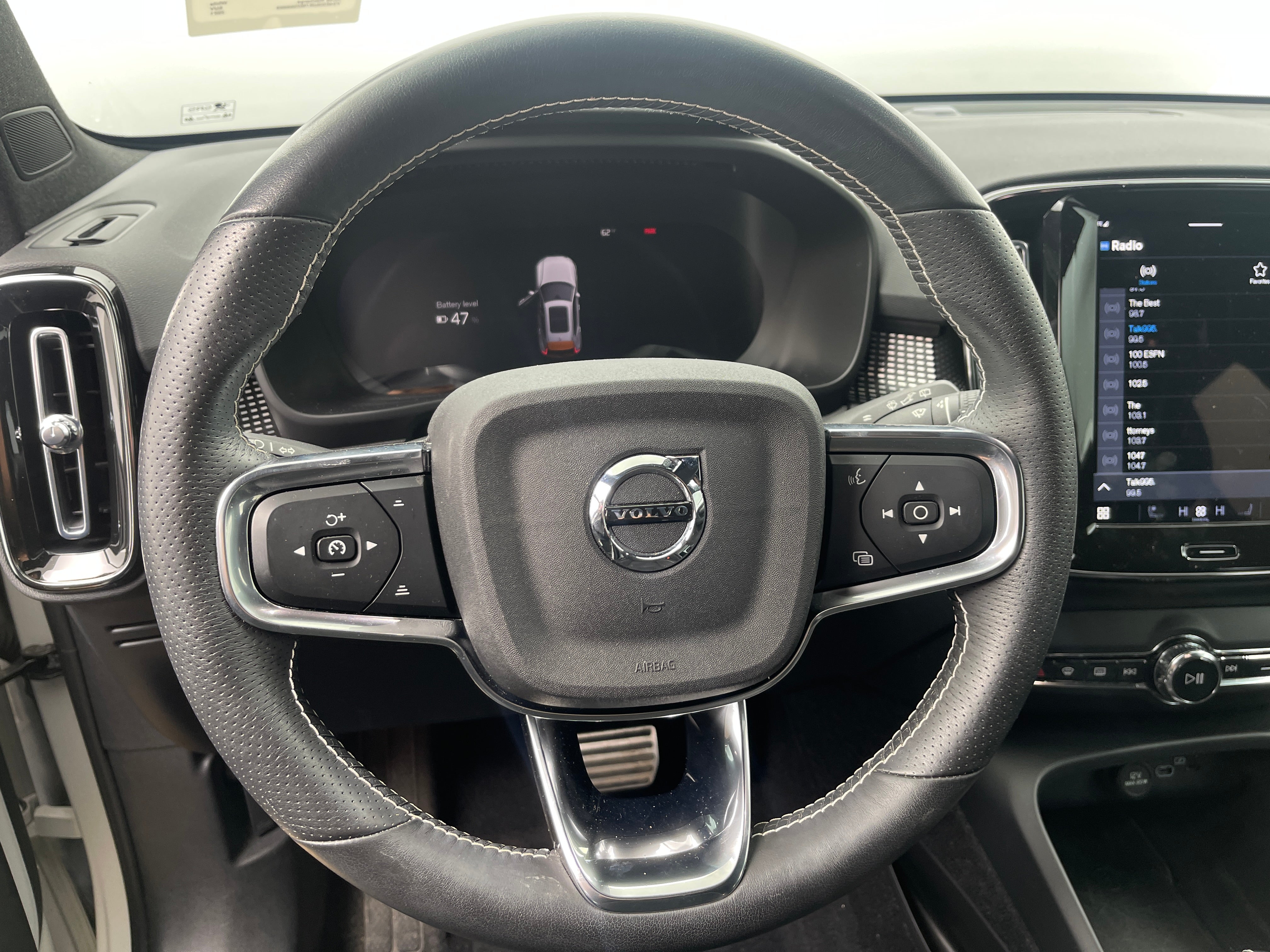 2021 Volvo XC40 Recharge Core 5