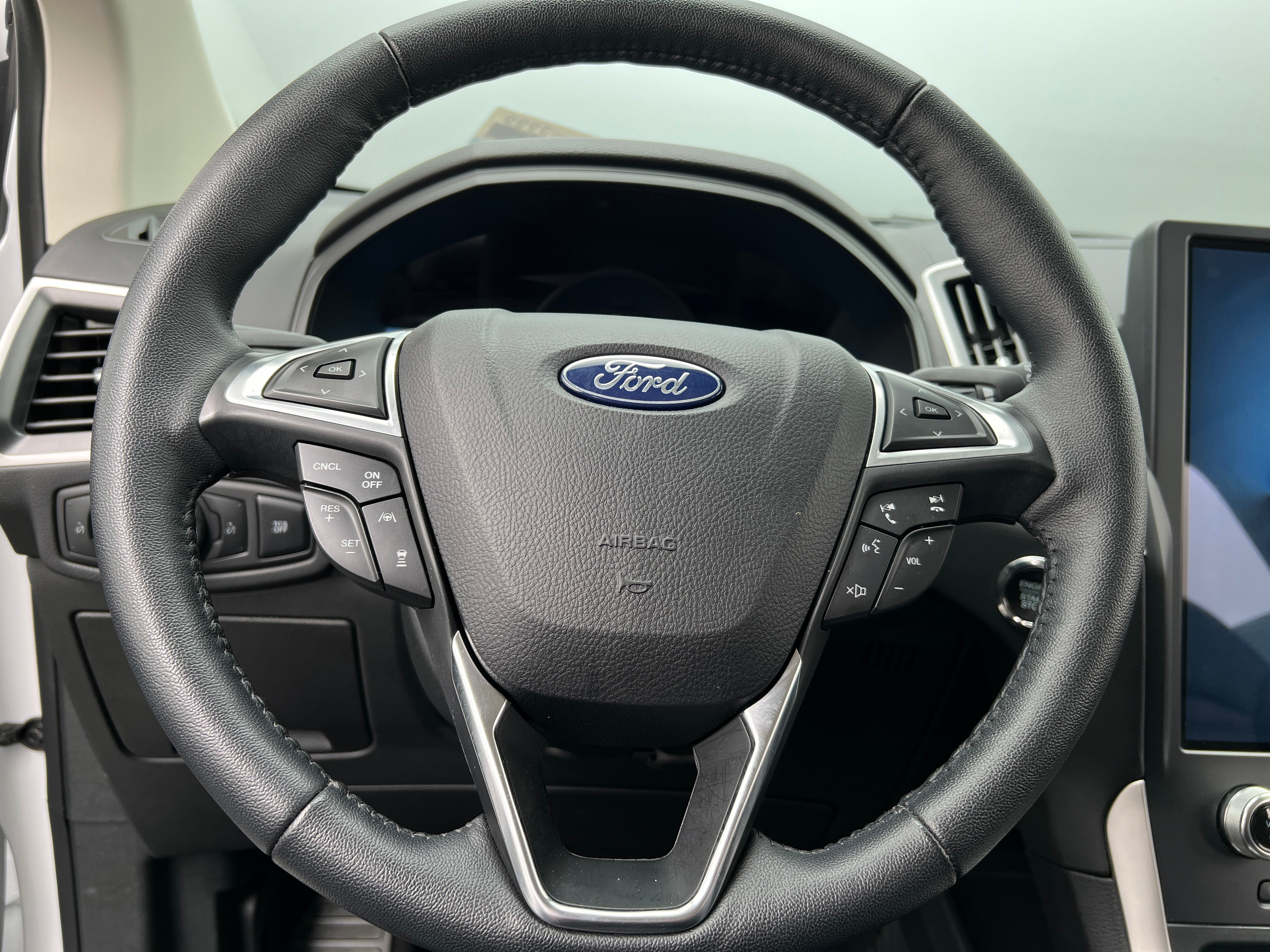 2024 Ford Edge SEL 5