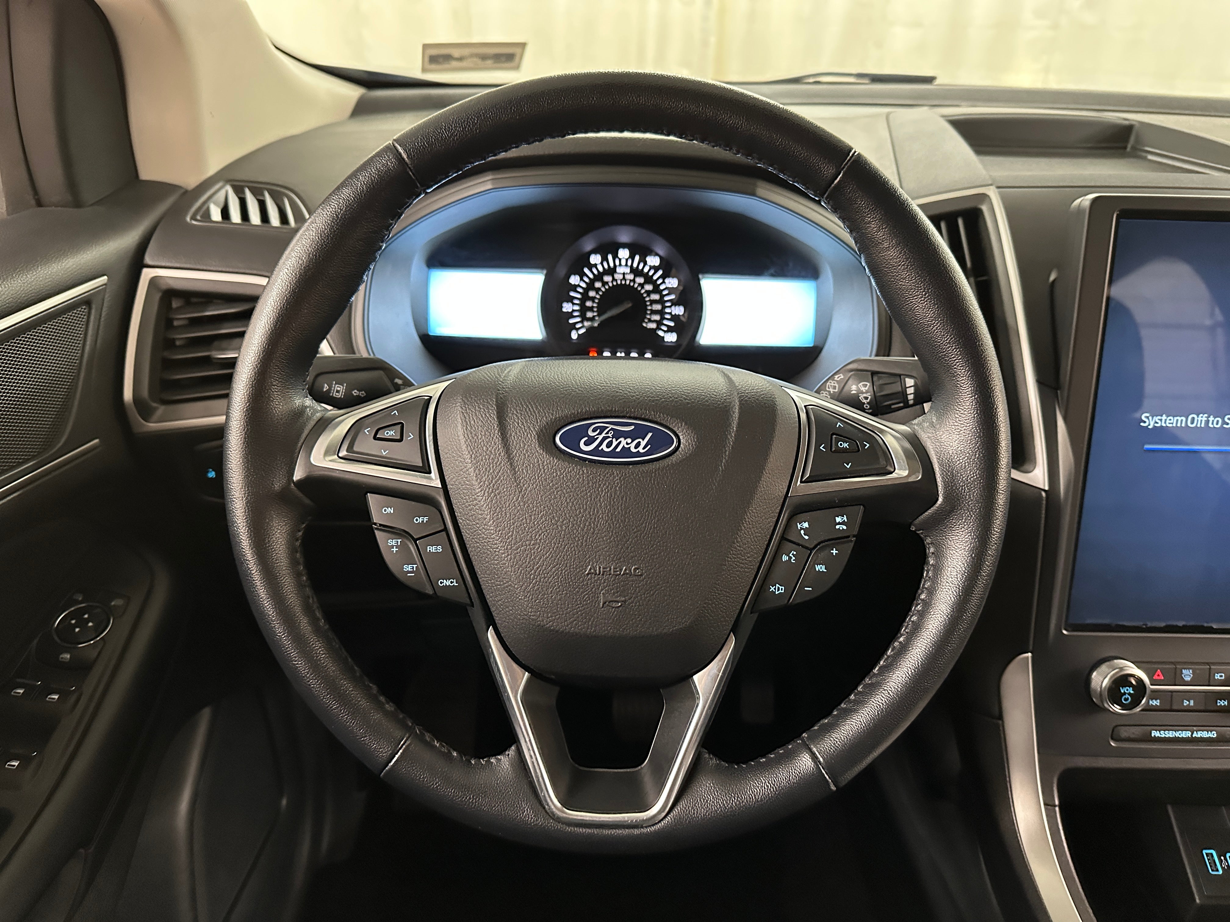 2023 Ford Edge SEL 5