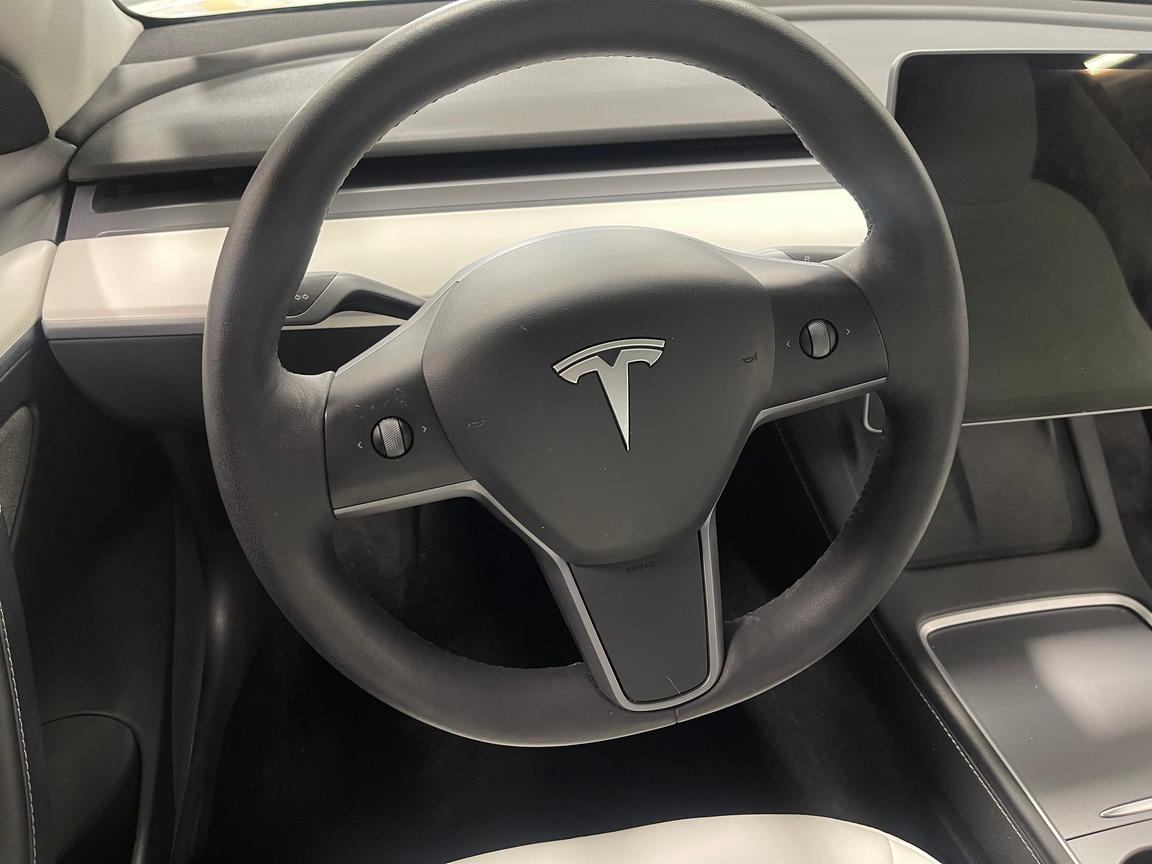 2022 Tesla Model 3 Standard Range 5