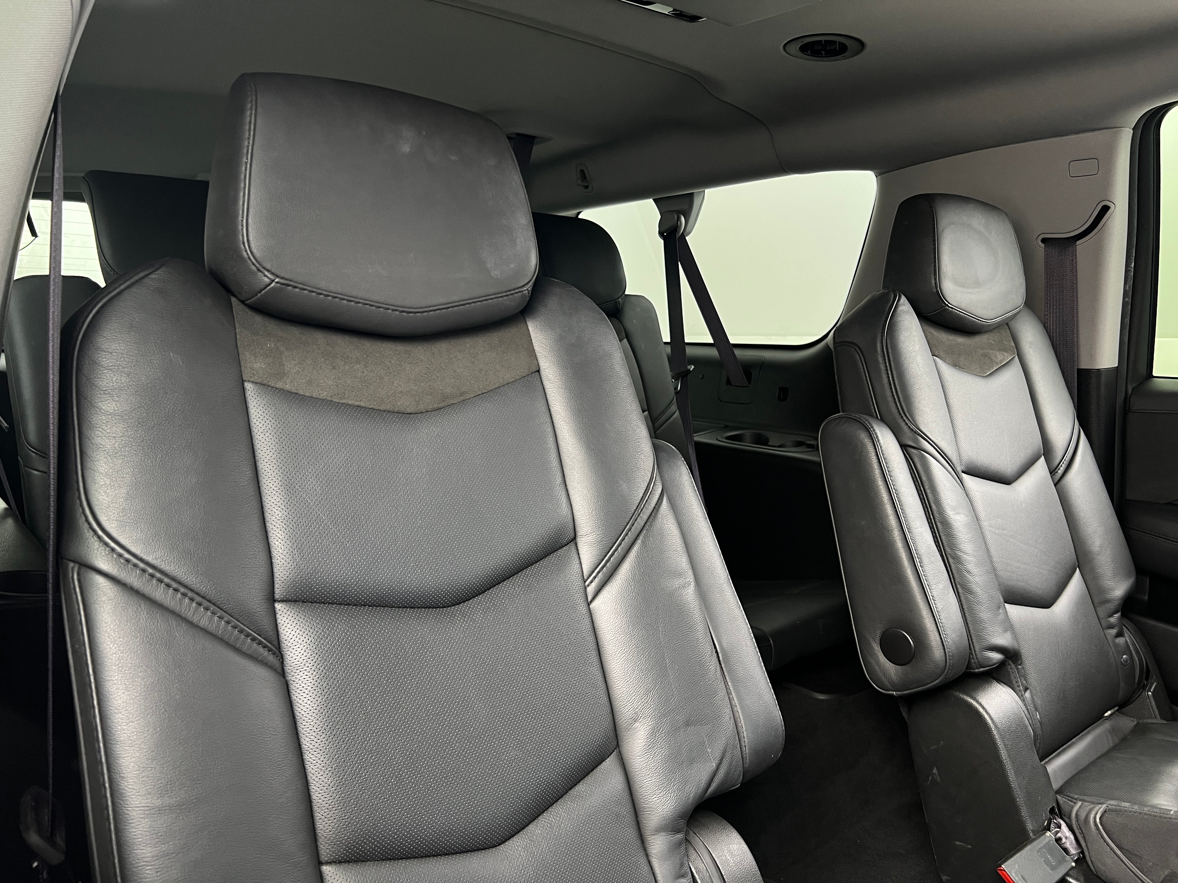 2016 Cadillac Escalade ESV Luxury 5