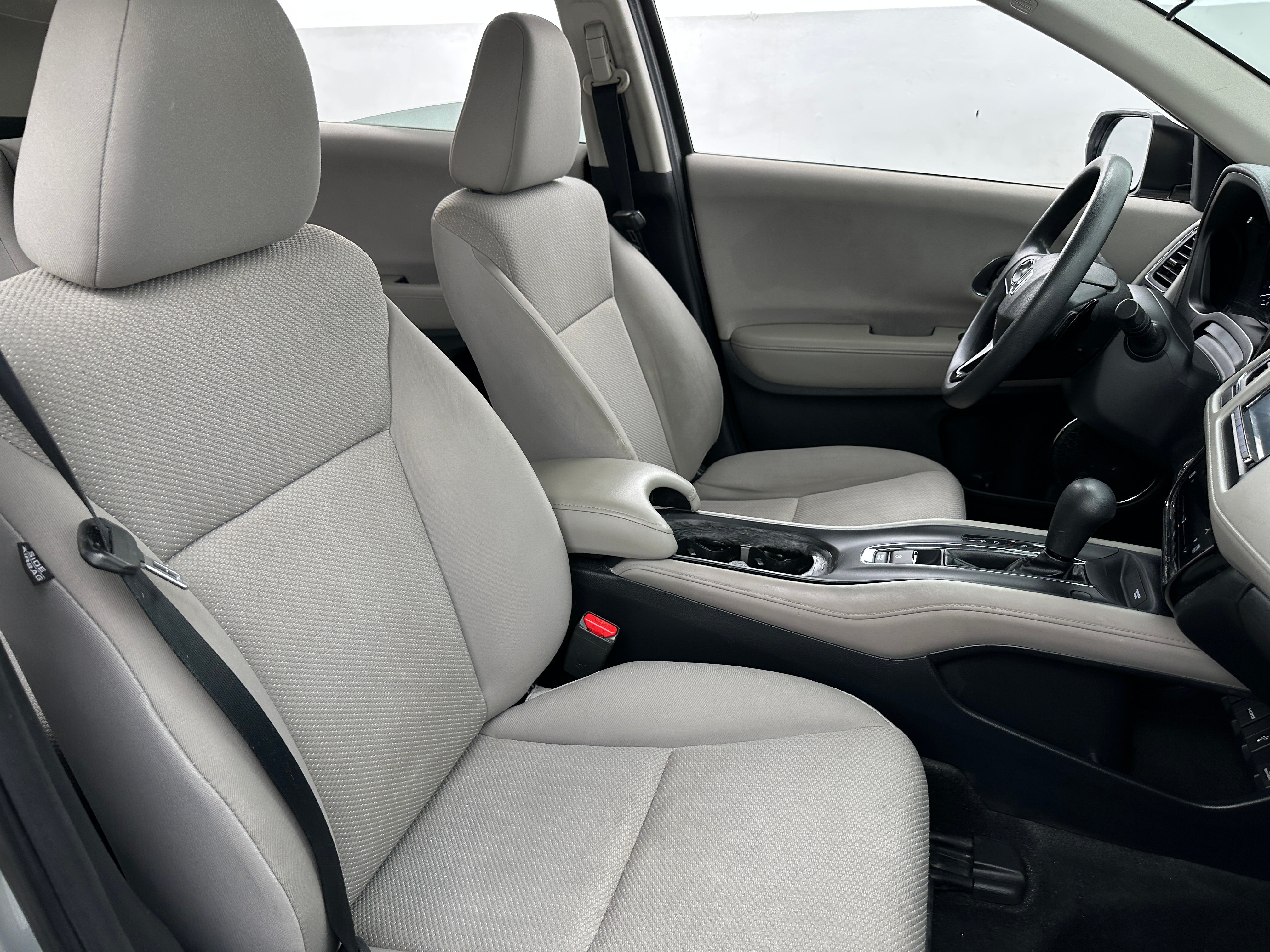 2016 Honda HR-V EX 2