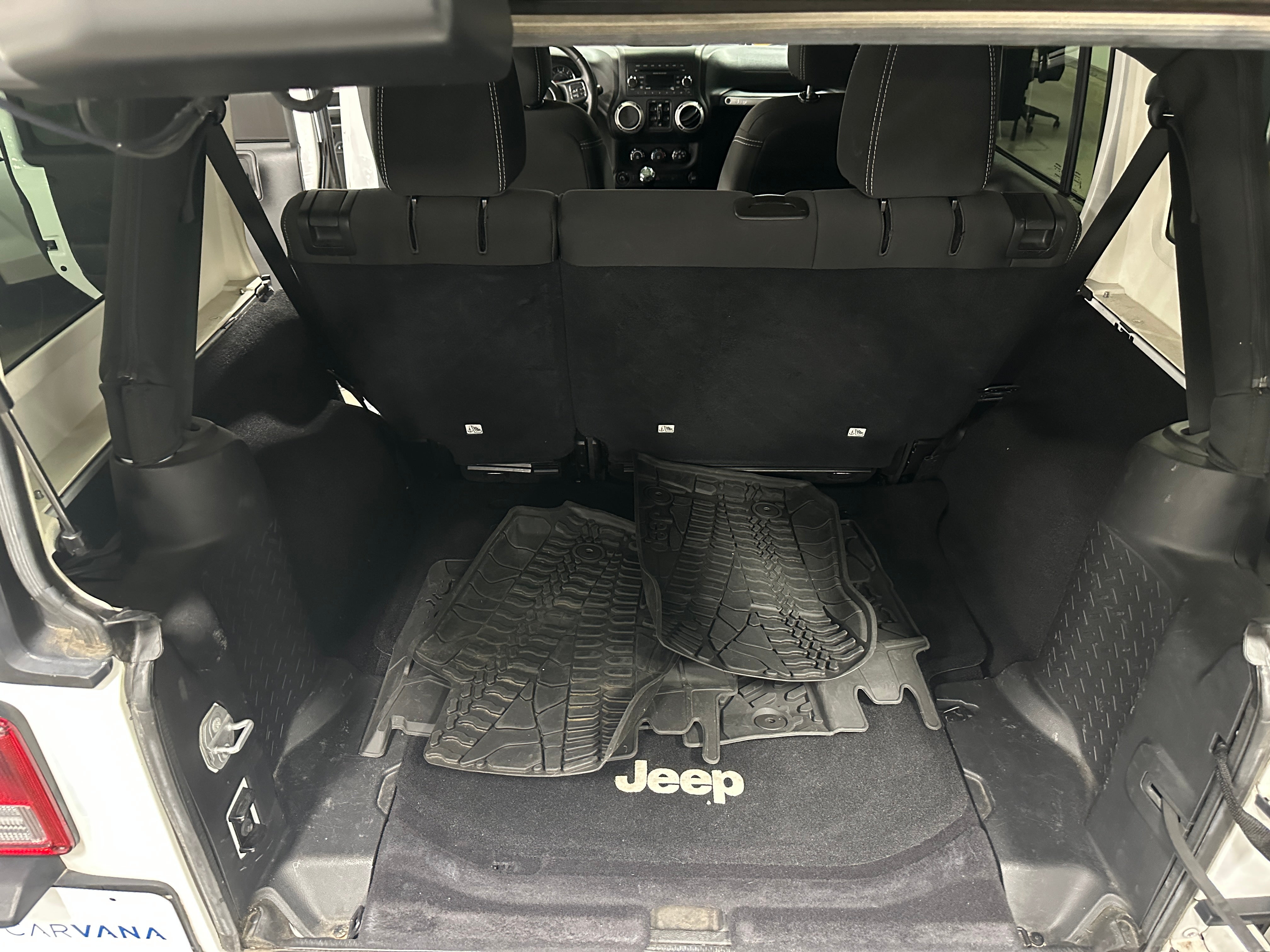 2016 Jeep Wrangler Unlimited Sahara 7