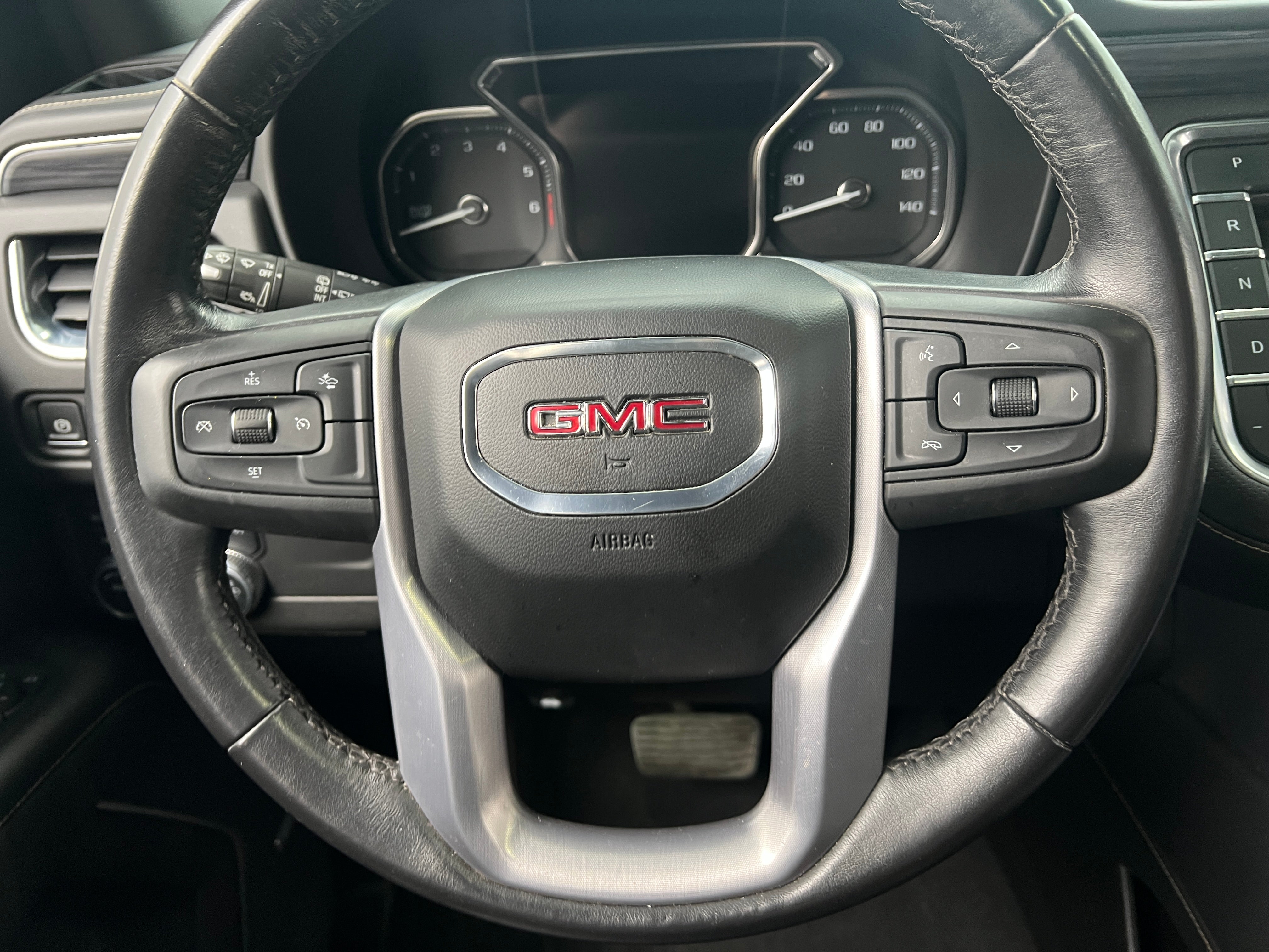 2021 GMC Yukon SLT 4