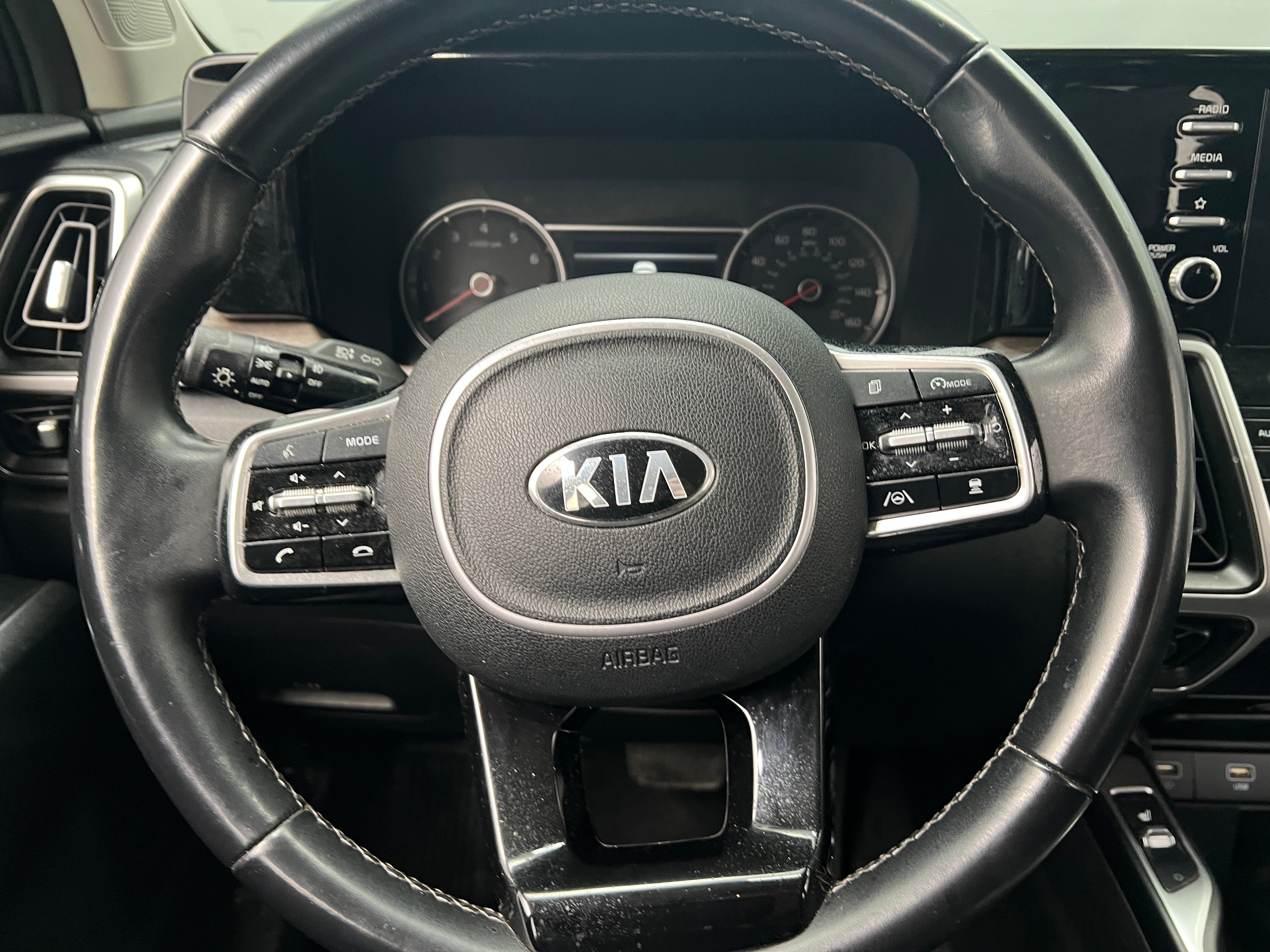 2021 Kia Sorento EX 5