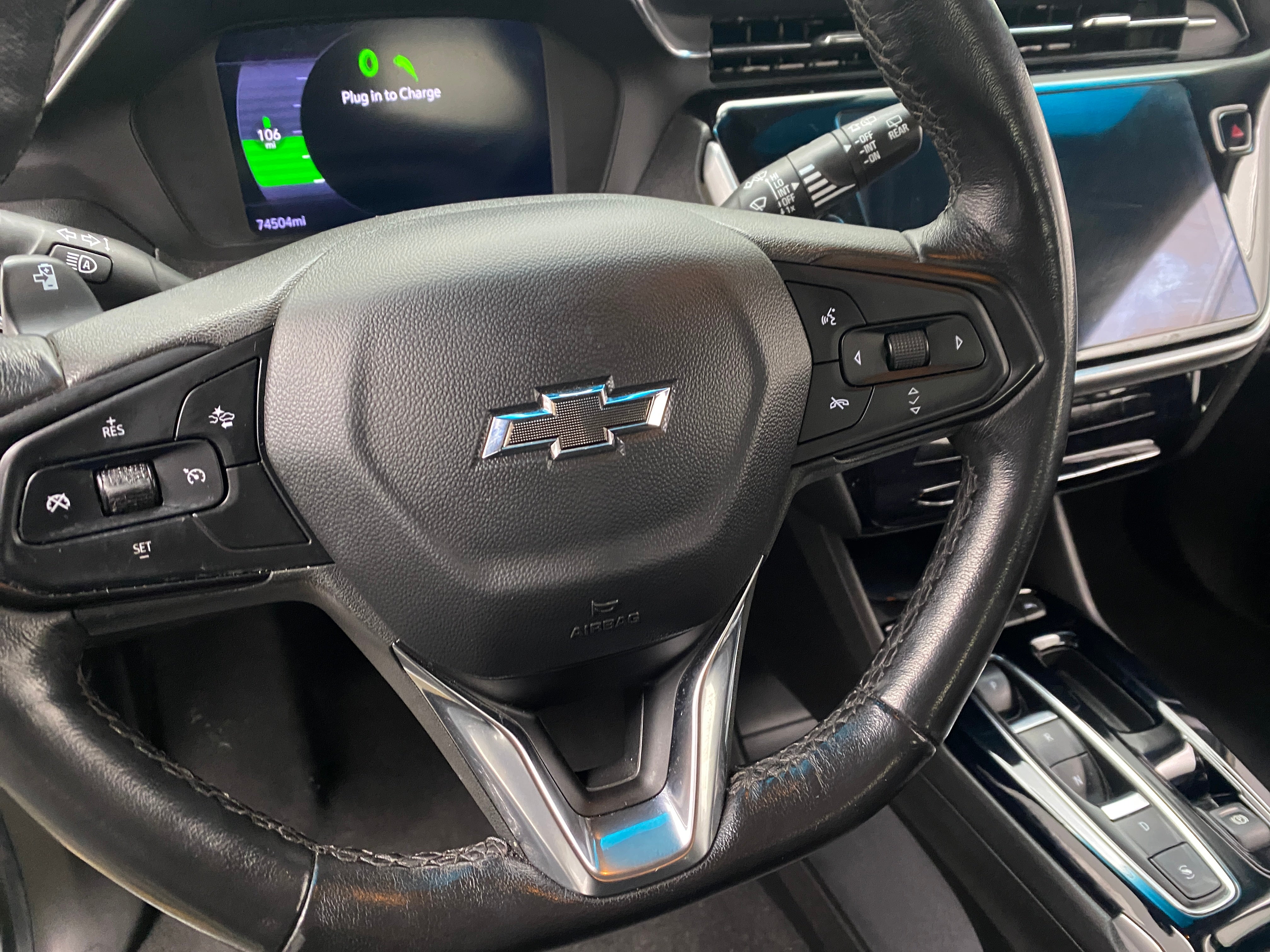 Thumbnail: 2022 Chevrolet Bolt EV - 4
