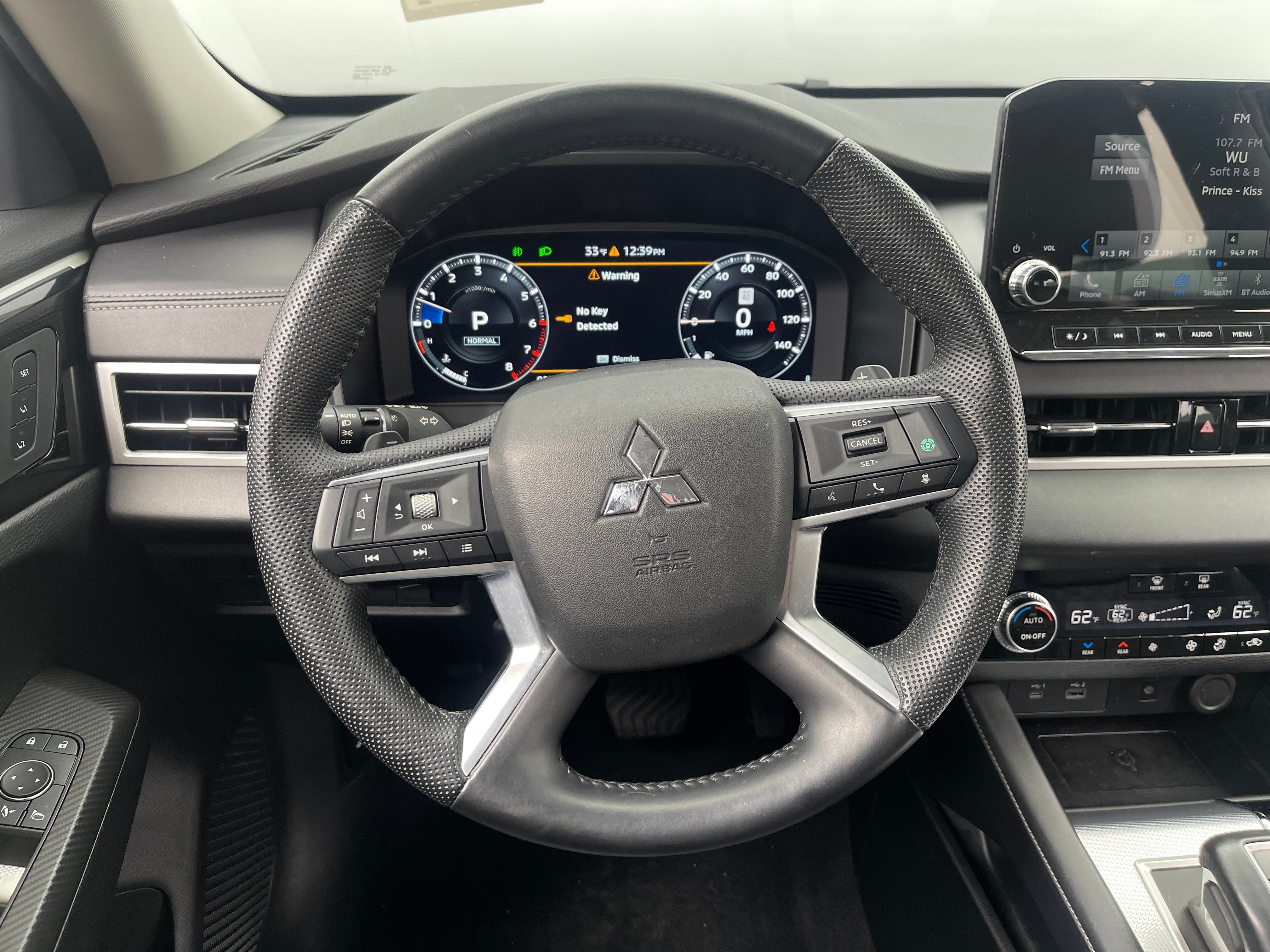 2023 Mitsubishi Outlander SEL 4