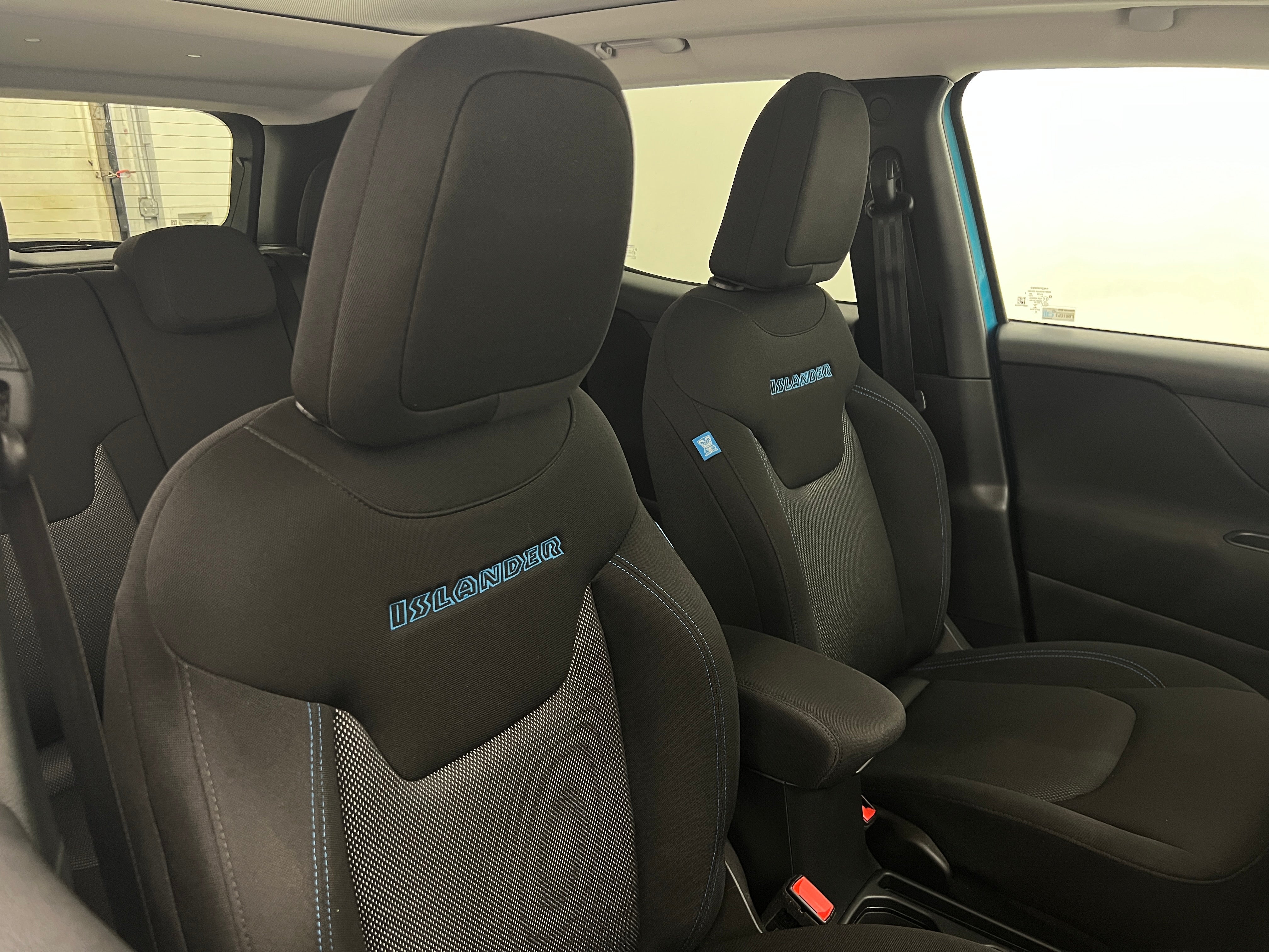 2021 Jeep Renegade Islander 2