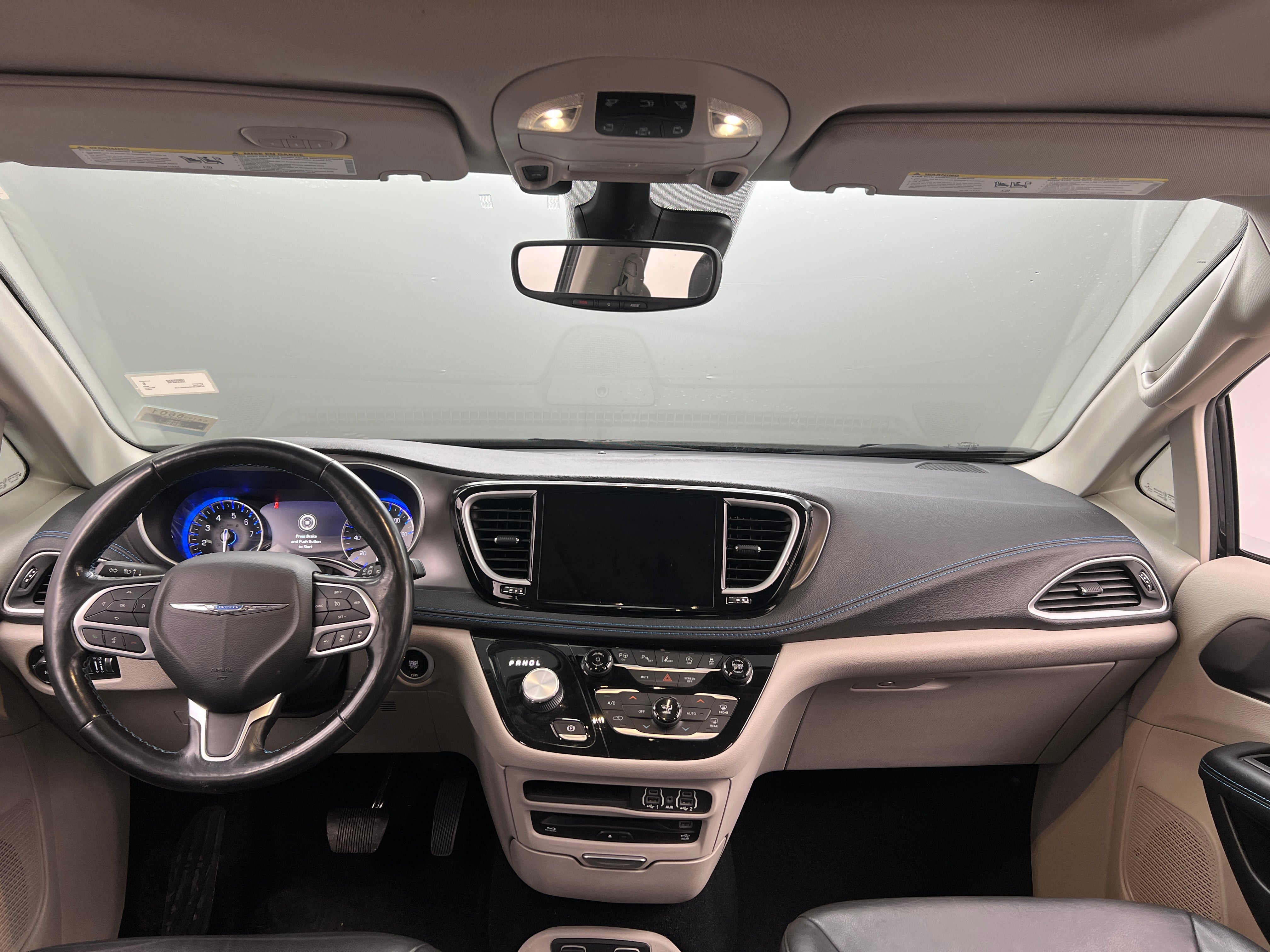 2021 Chrysler Pacifica Touring L 2