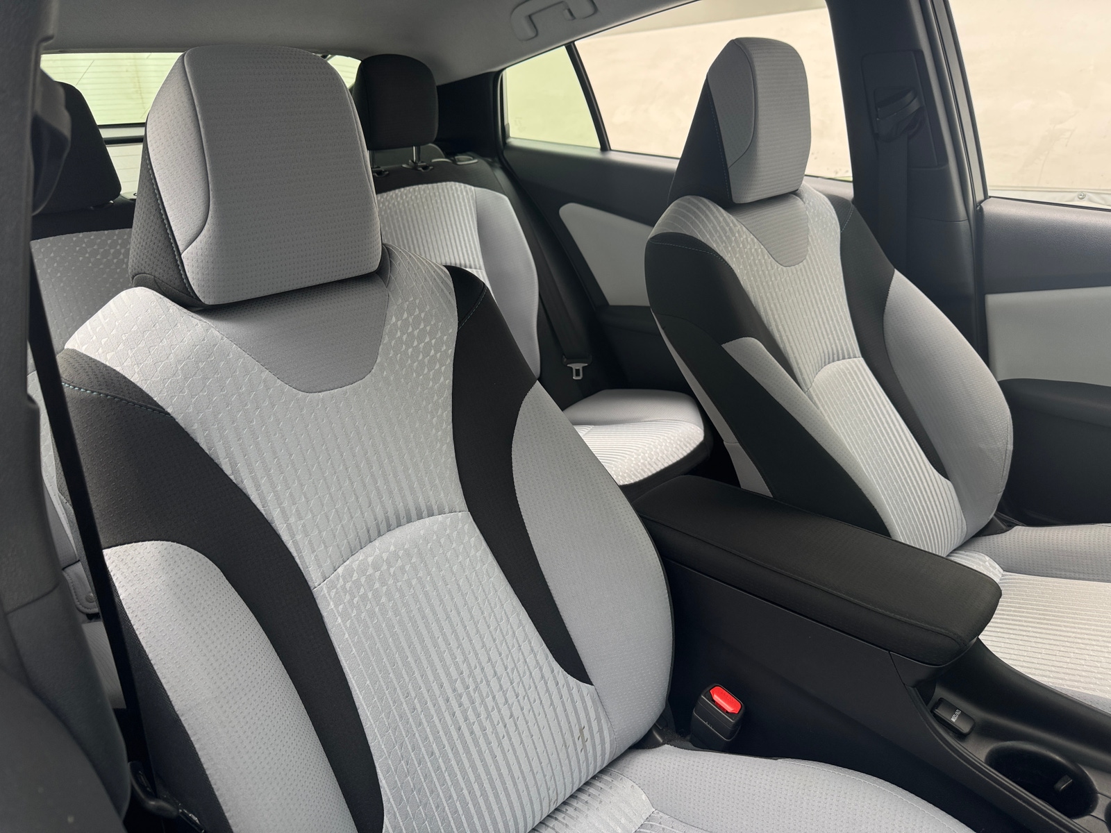 Thumbnail: 2018 Toyota Prius - 2
