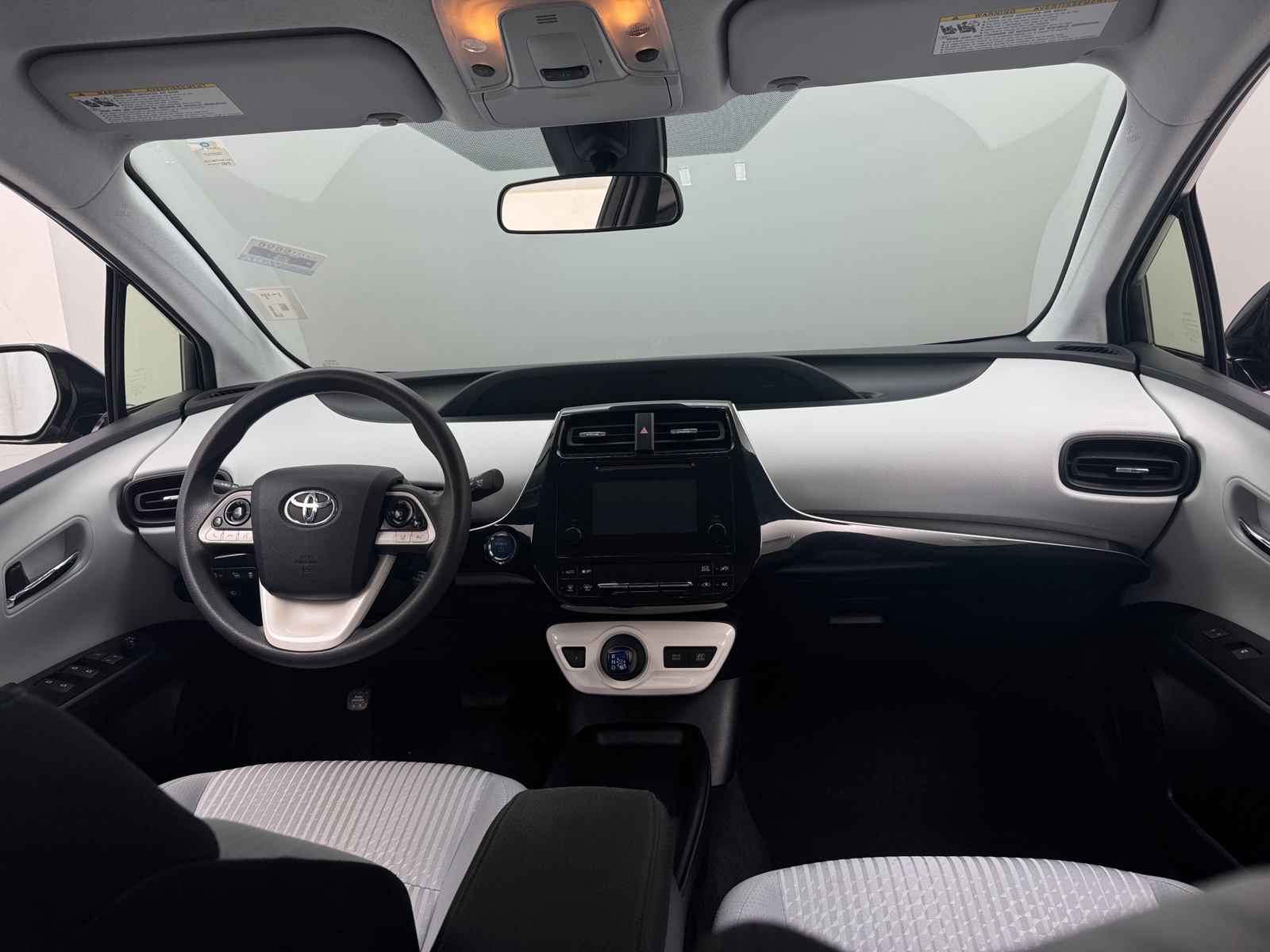 Thumbnail: 2018 Toyota Prius - 3