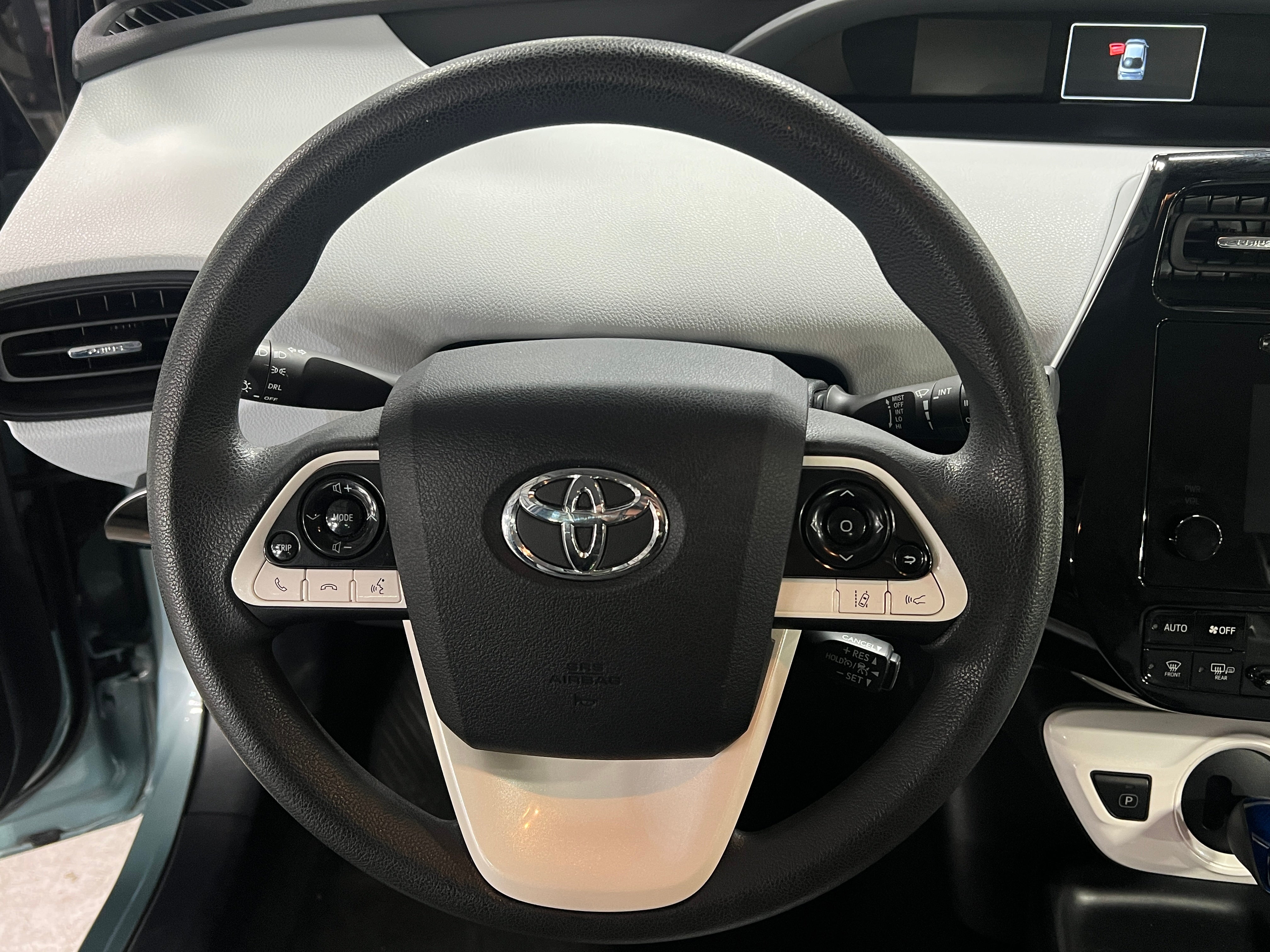 2018 Toyota Prius Two 5