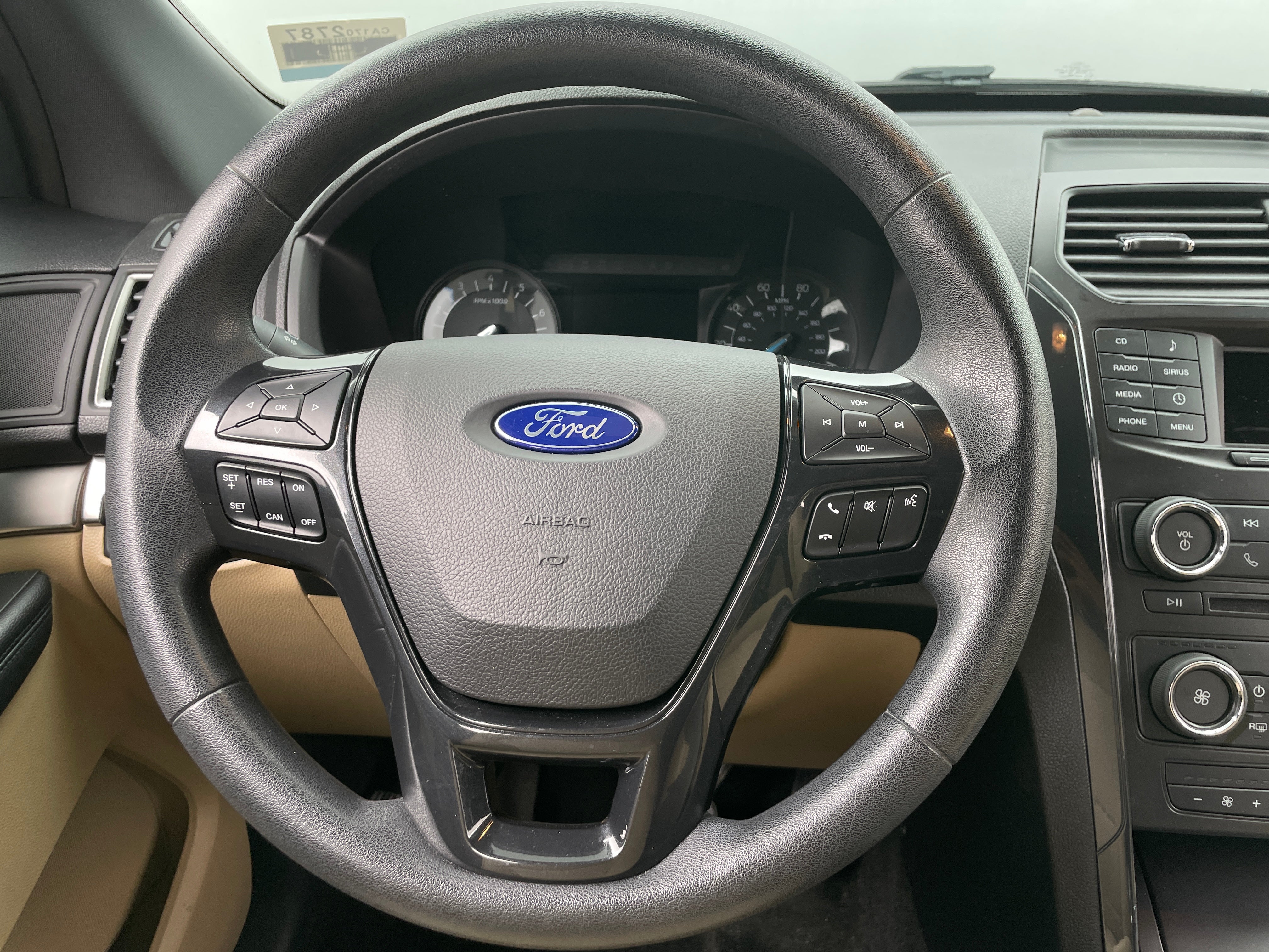 2017 Ford Explorer Base 5