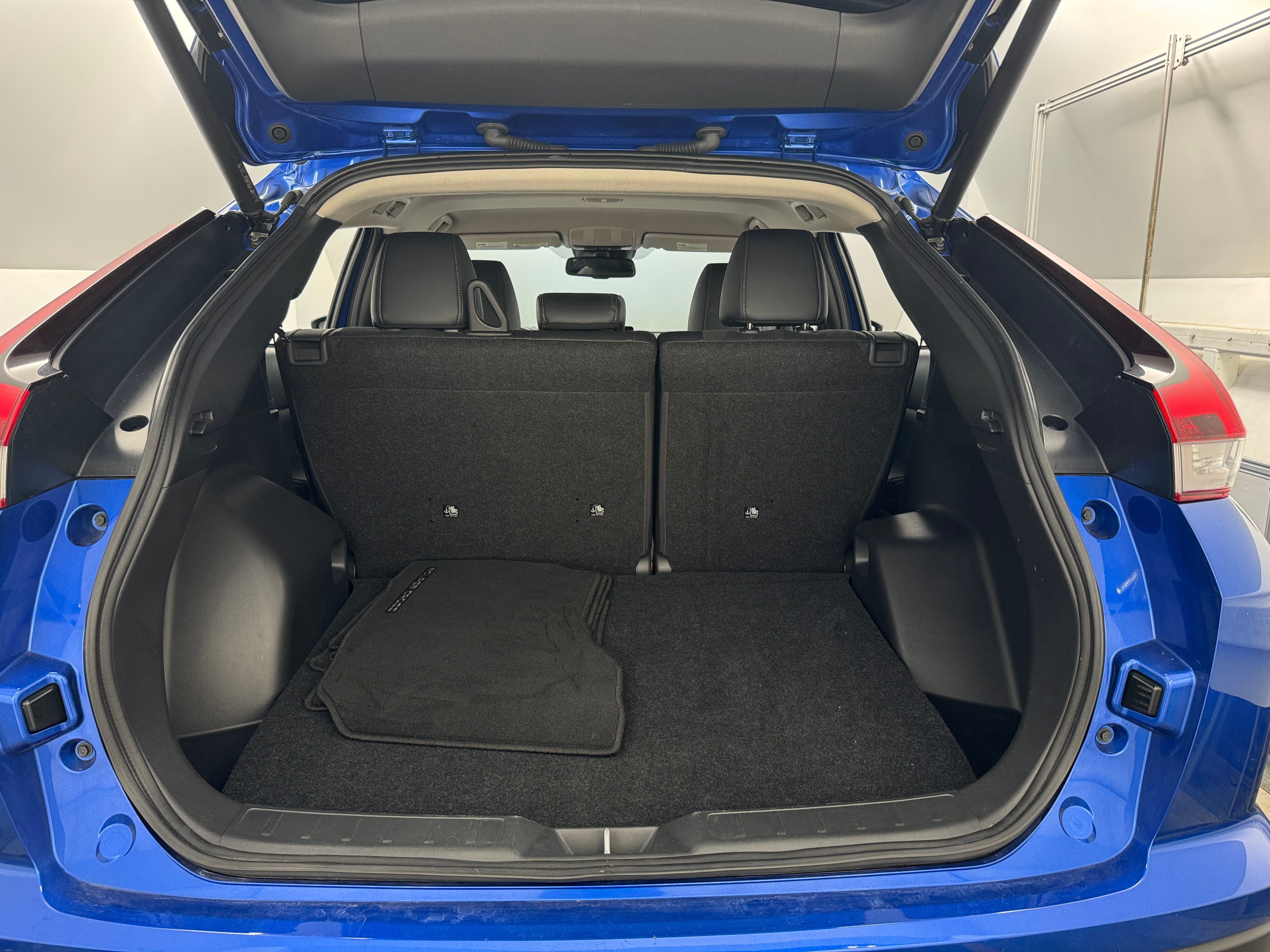 Thumbnail: 2024 Mitsubishi Eclipse Cross - 7