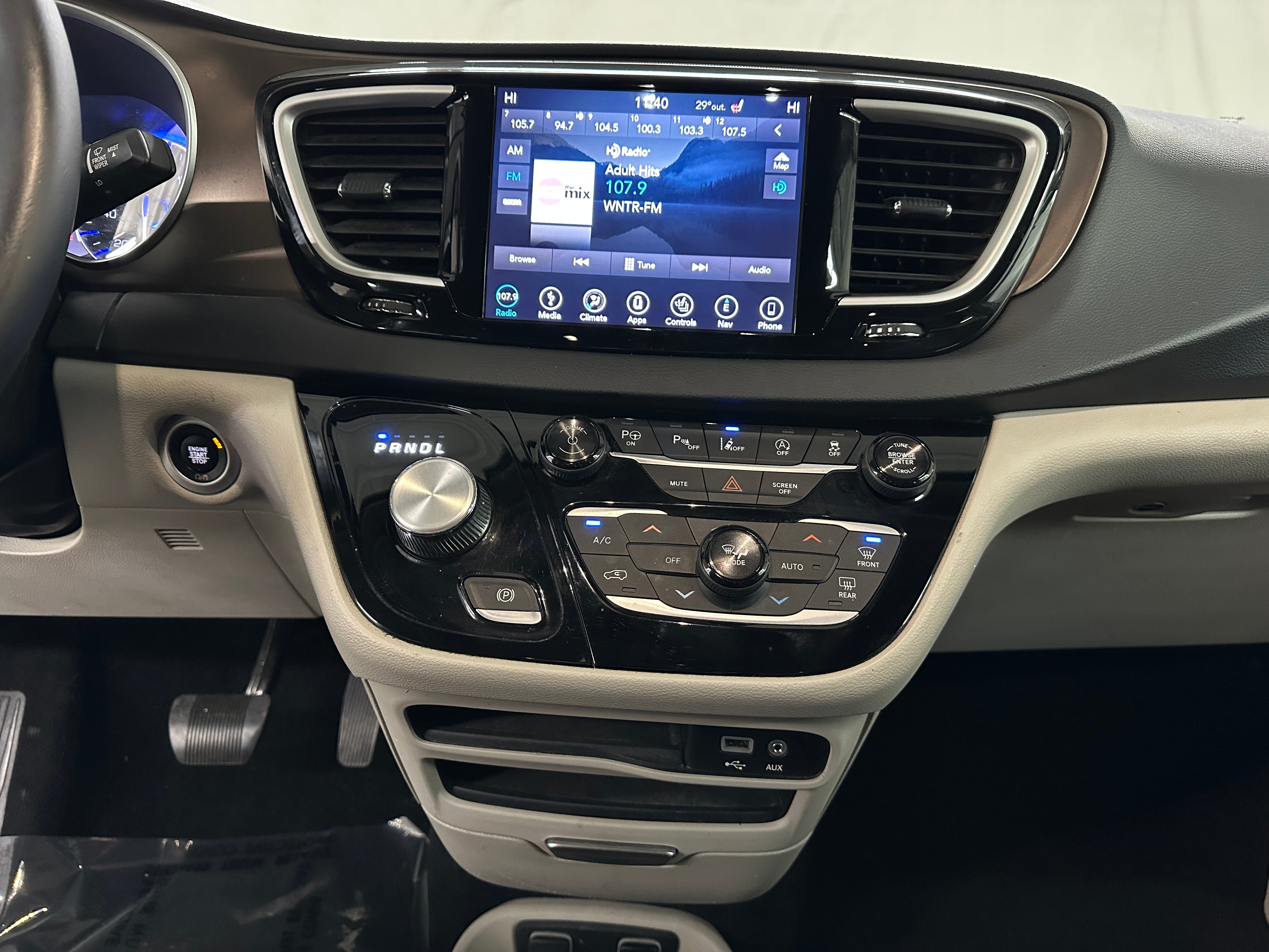 2018 Chrysler Pacifica Touring L 3