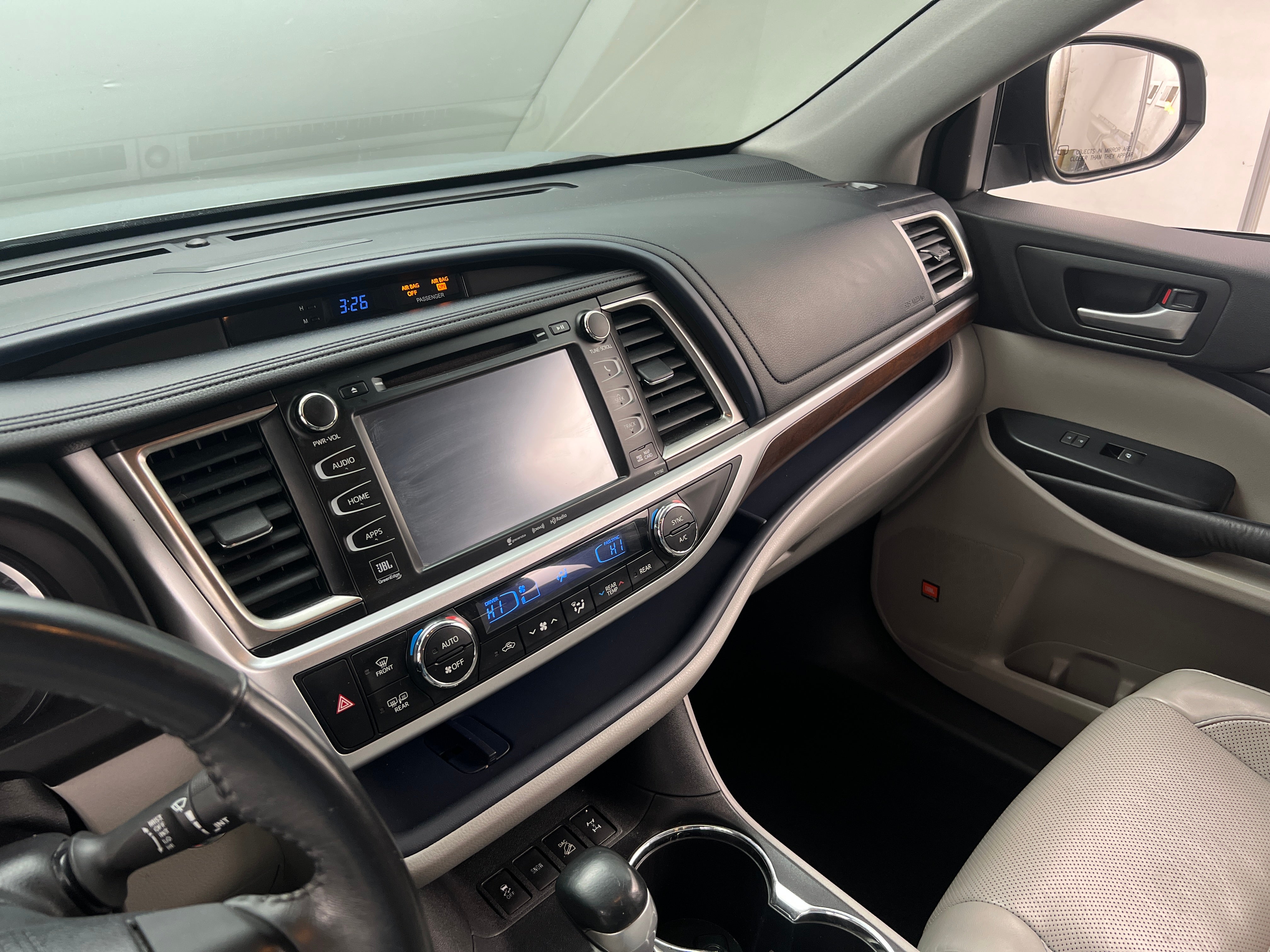 2016 Toyota Highlander Limited 3