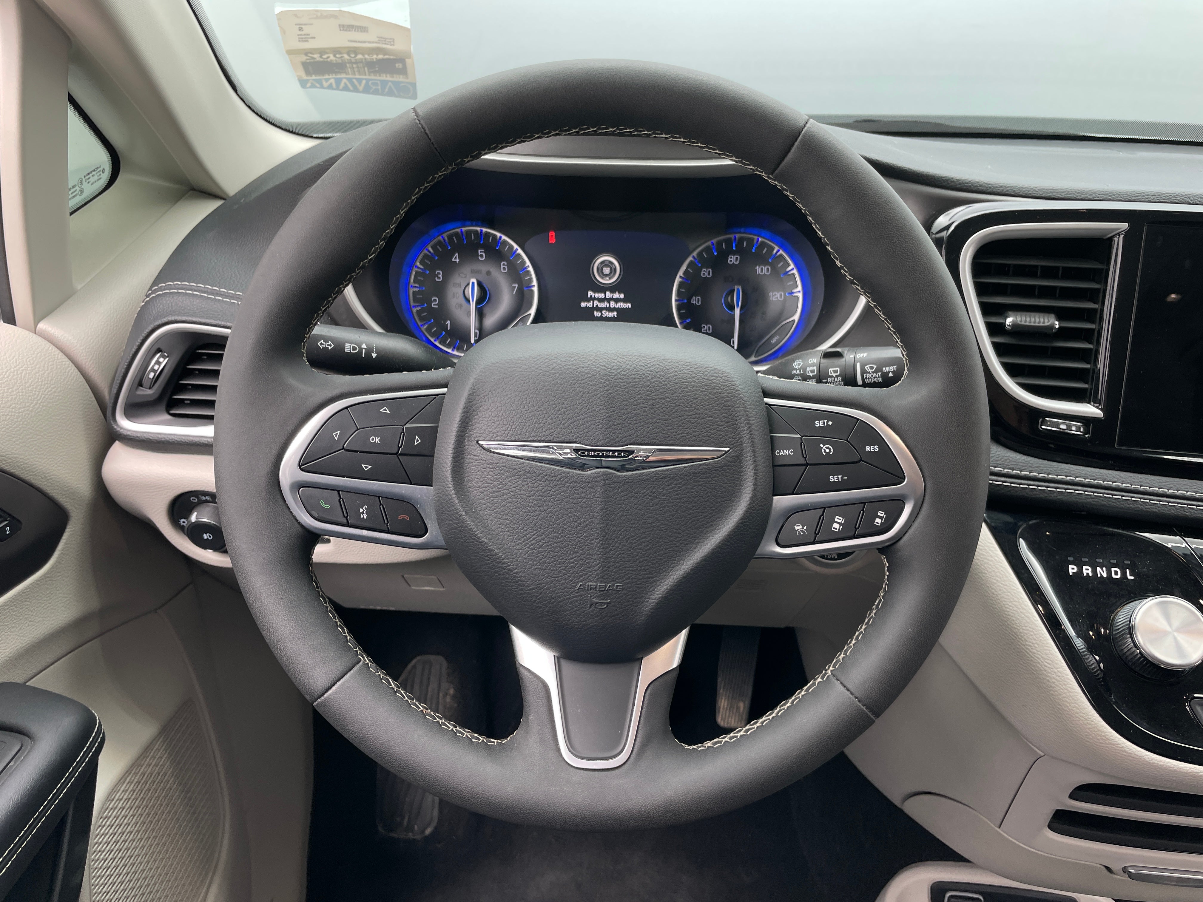 2023 Chrysler Pacifica Touring L 5