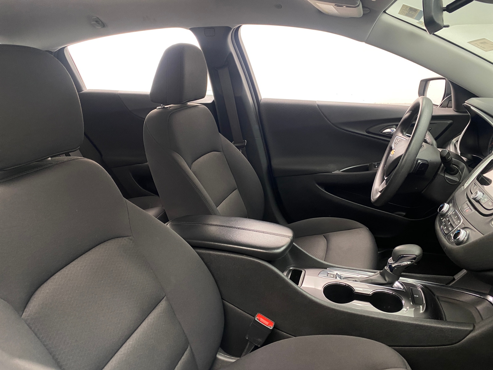 Thumbnail: 2022 Chevrolet Malibu - 2