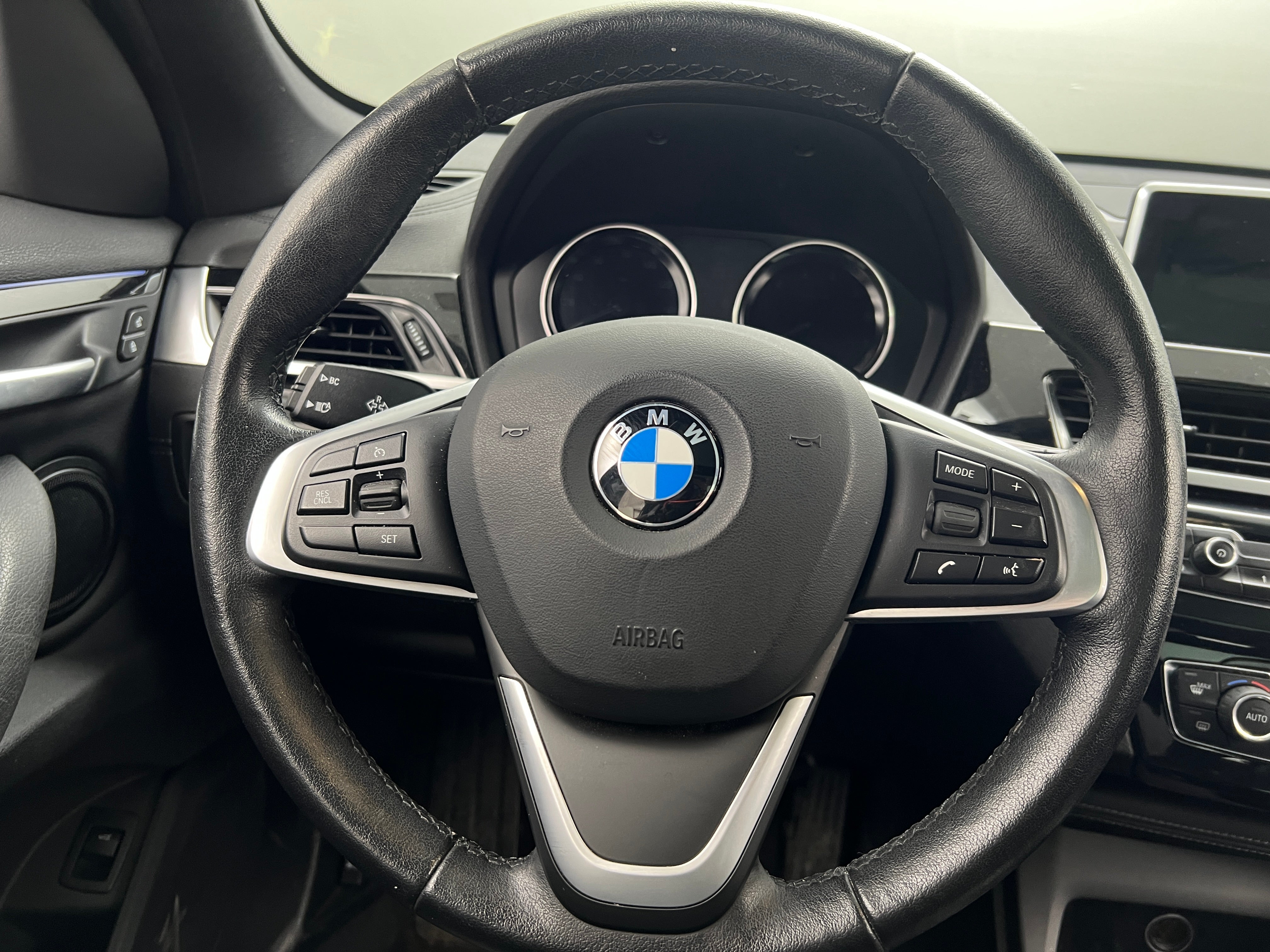 2021 BMW X1 xDrive28i 4