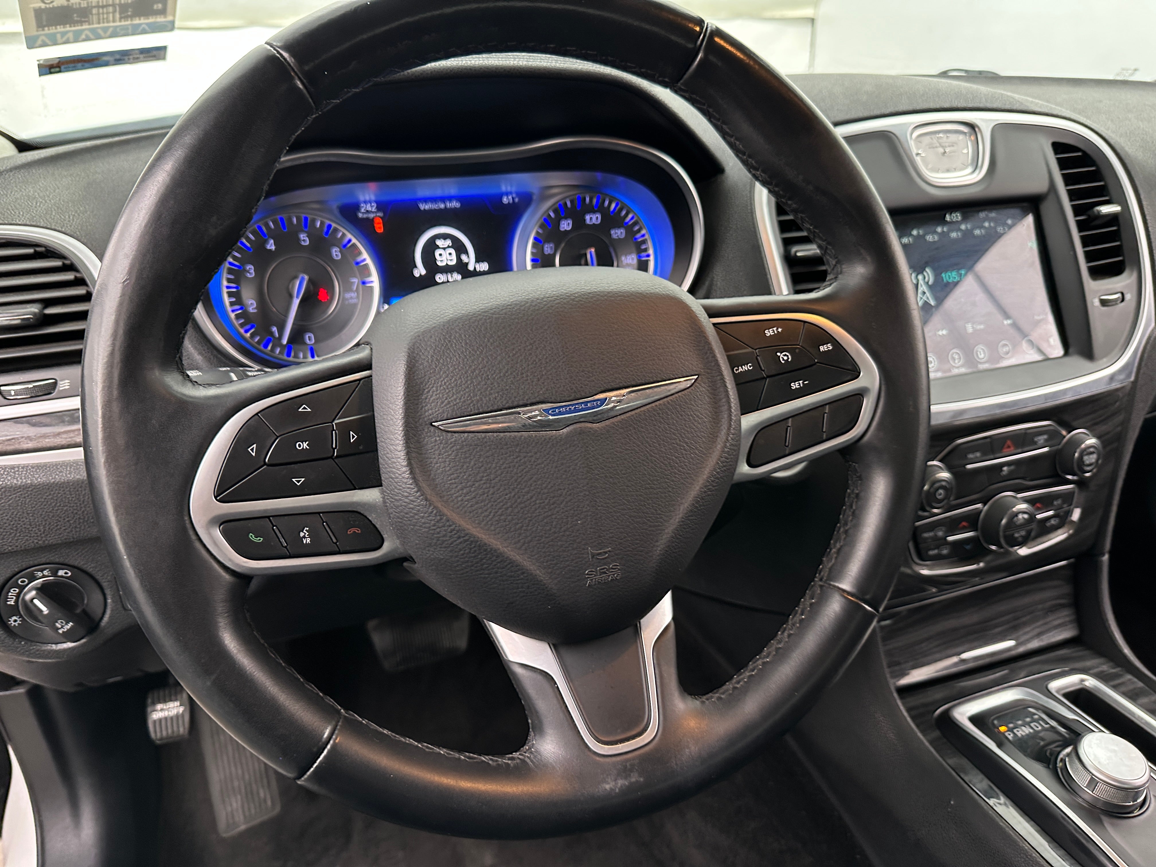 2018 Chrysler 300 Touring 5