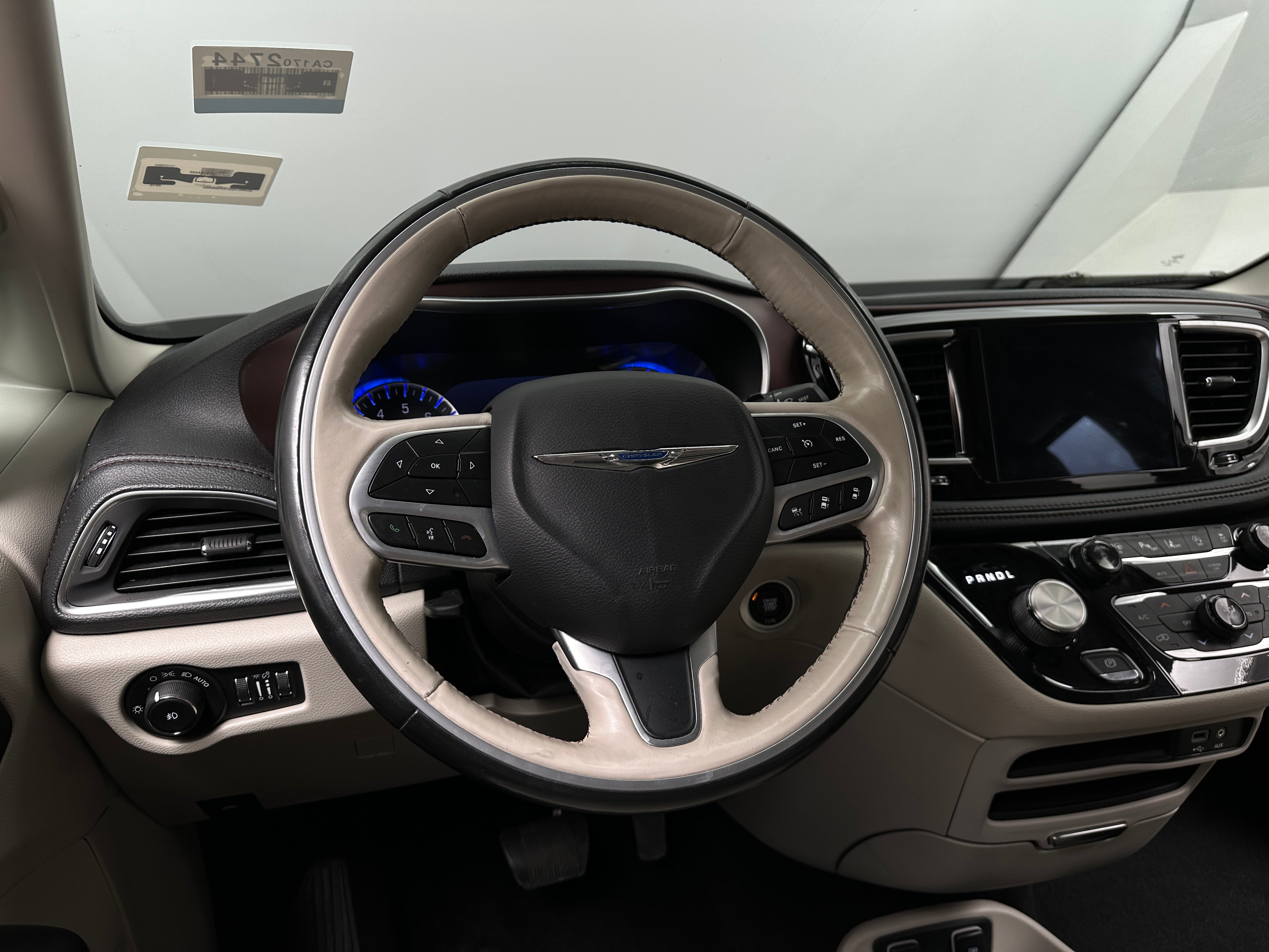 2019 Chrysler Pacifica Limited 4