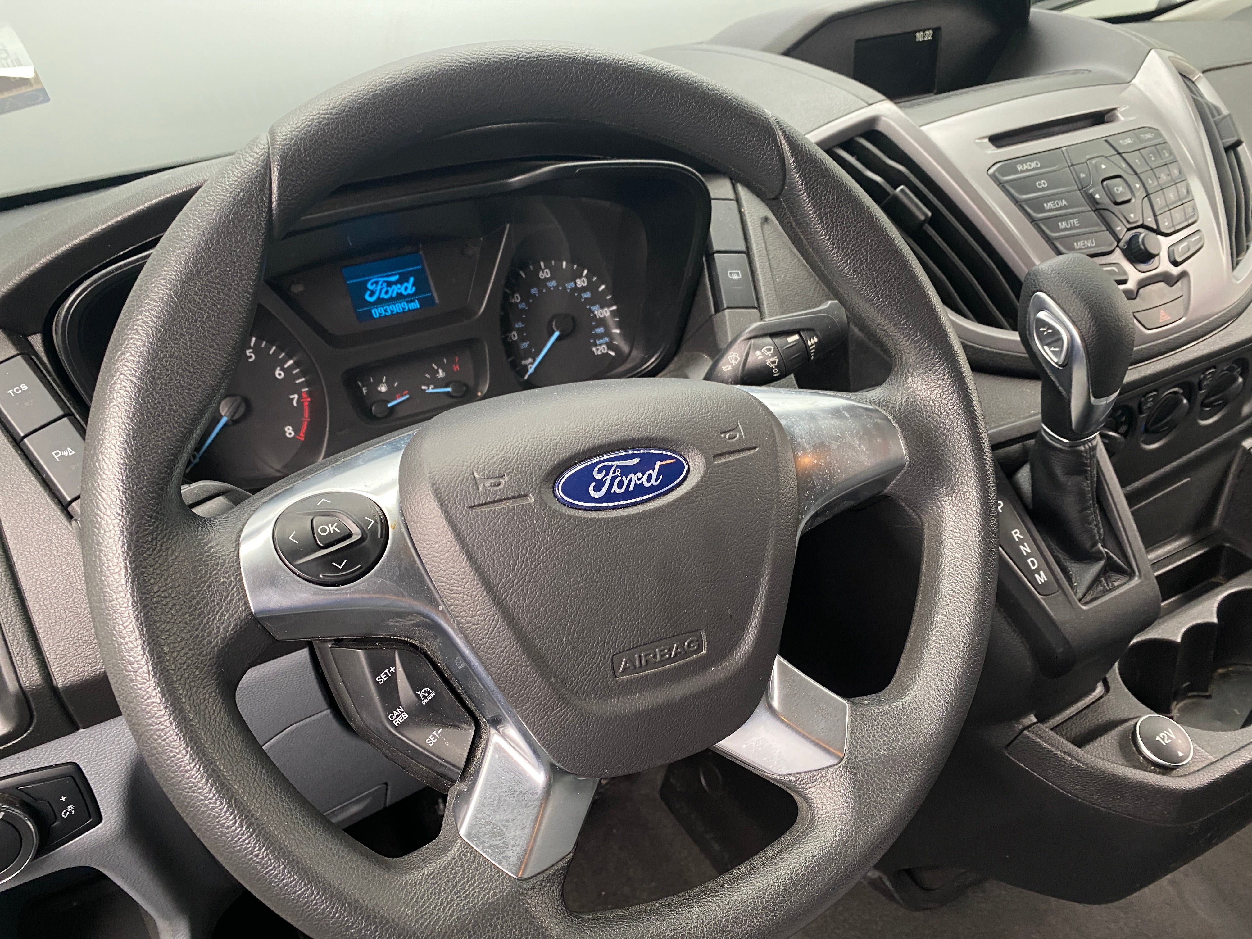 2019 Ford Transit Series 150 XLT 5