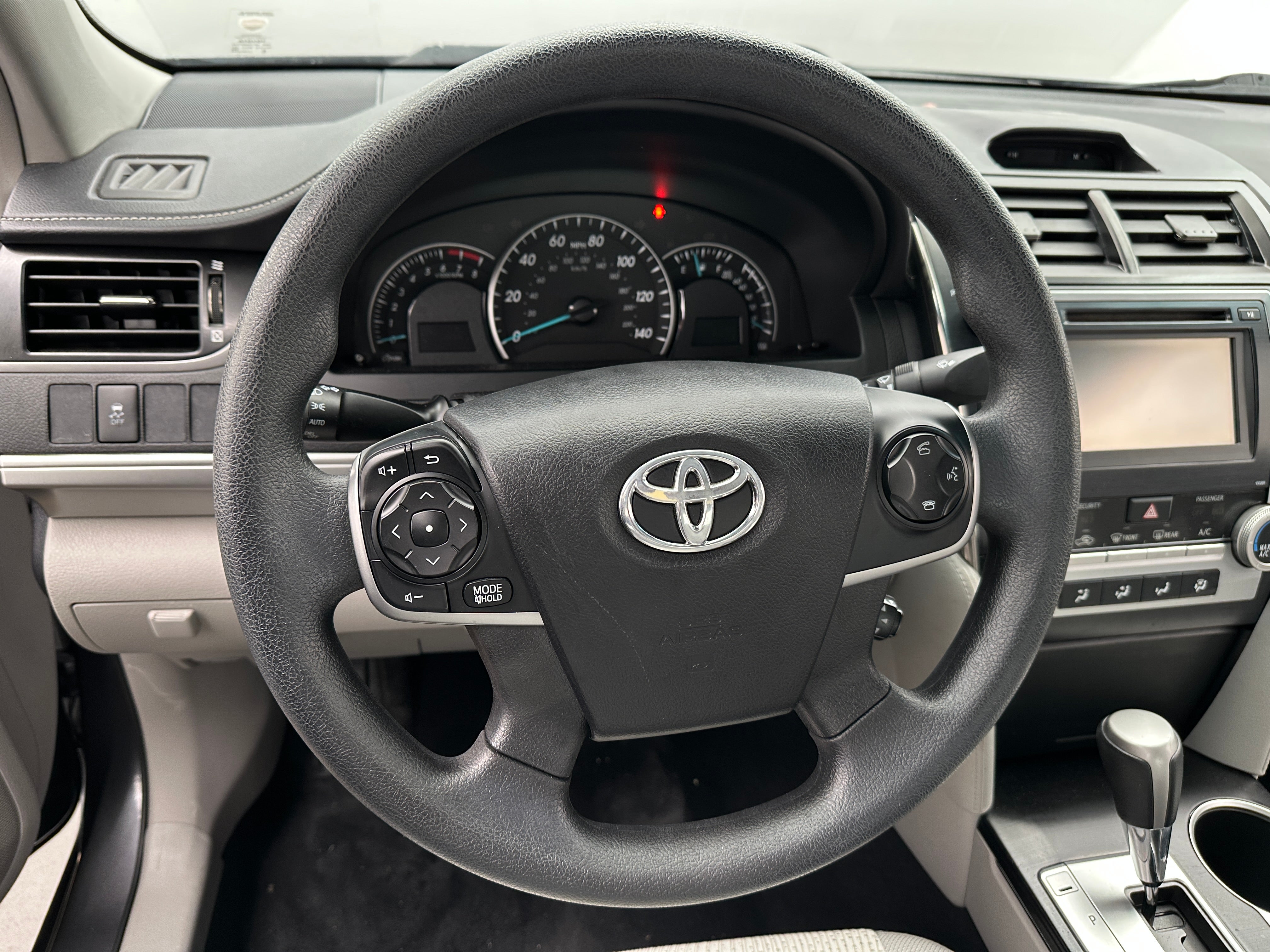 2014 Toyota Camry LE 5