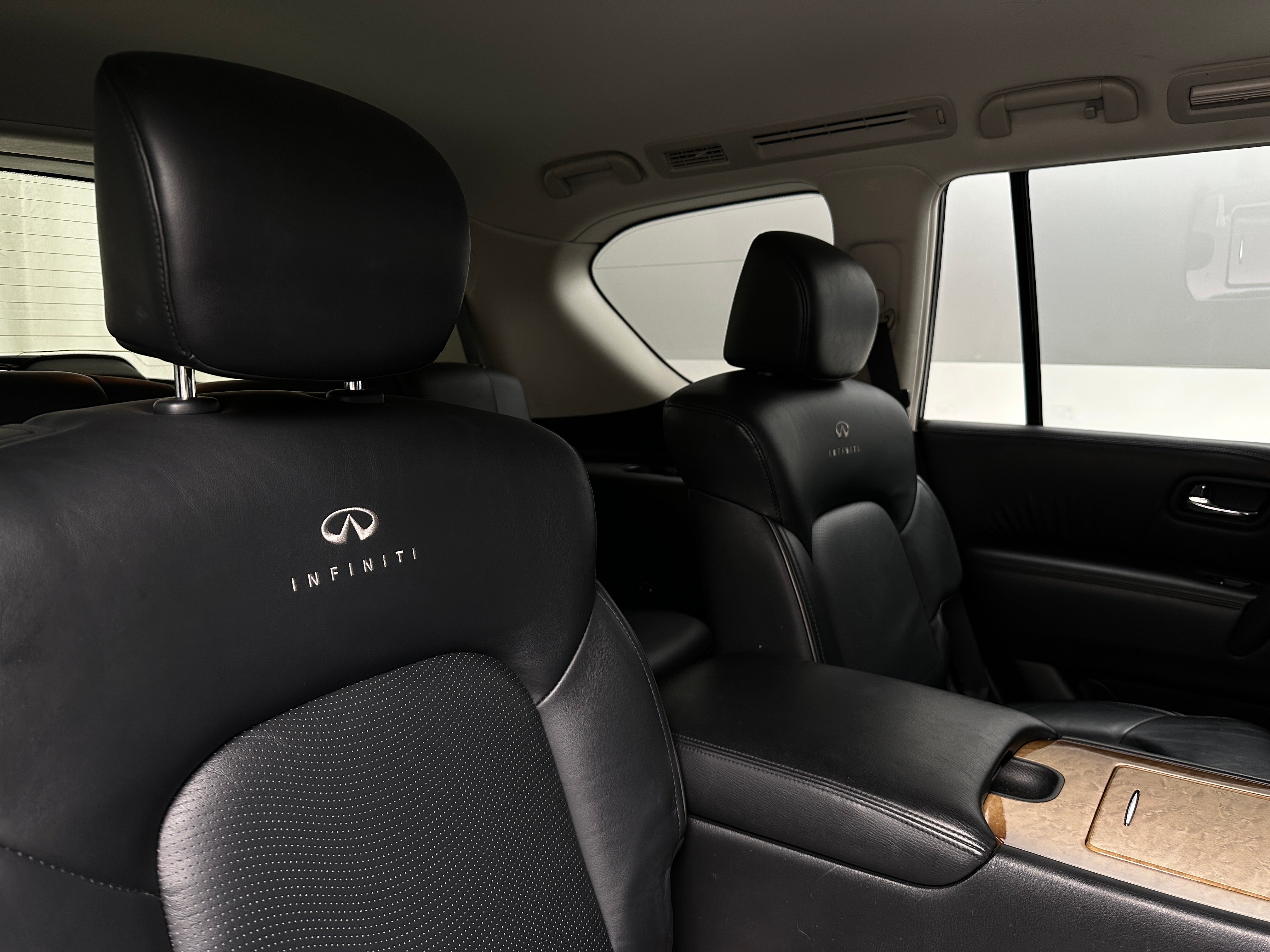 2014 INFINITI QX80 Base 5