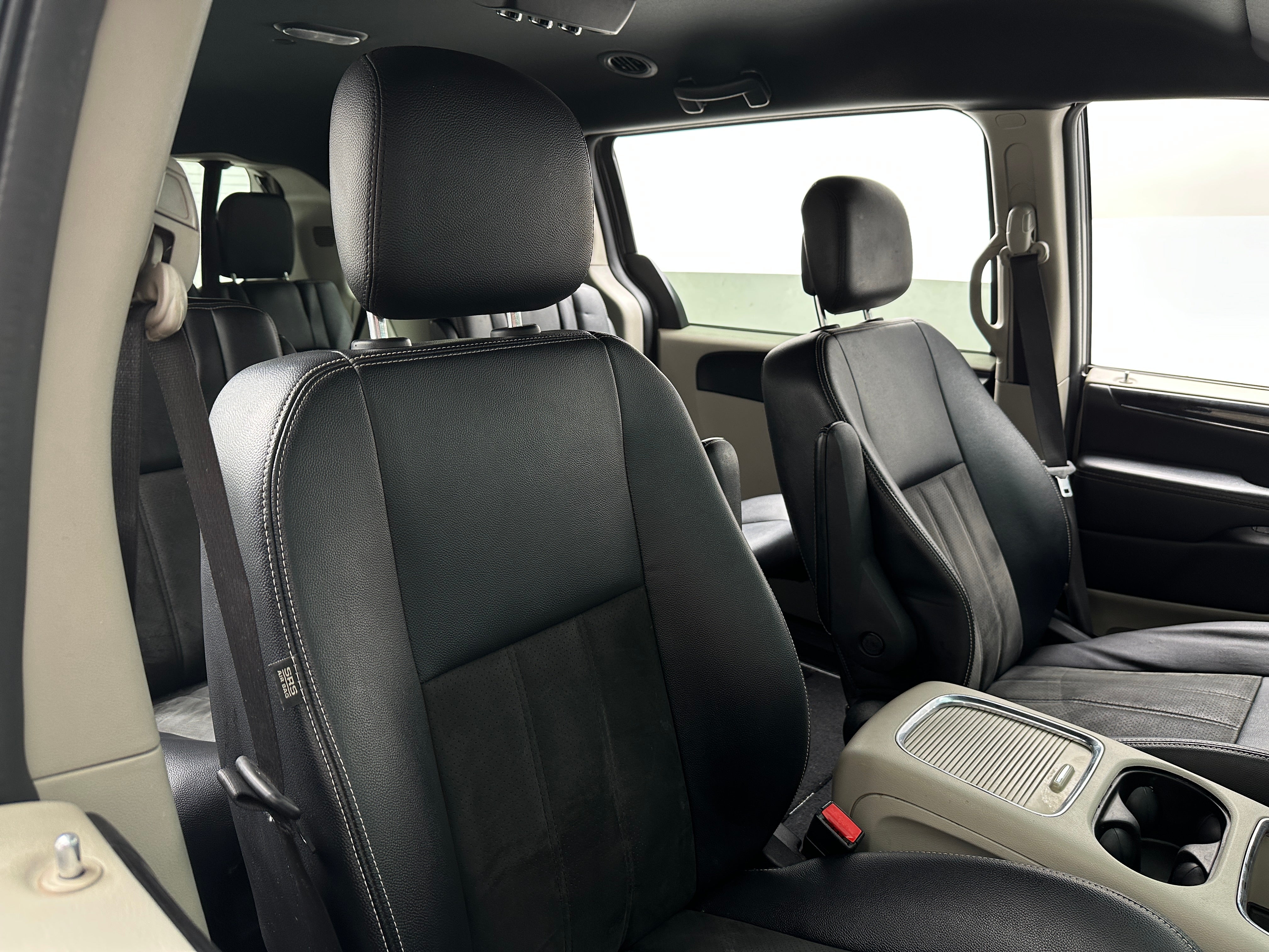 2019 Dodge Grand Caravan SXT 2