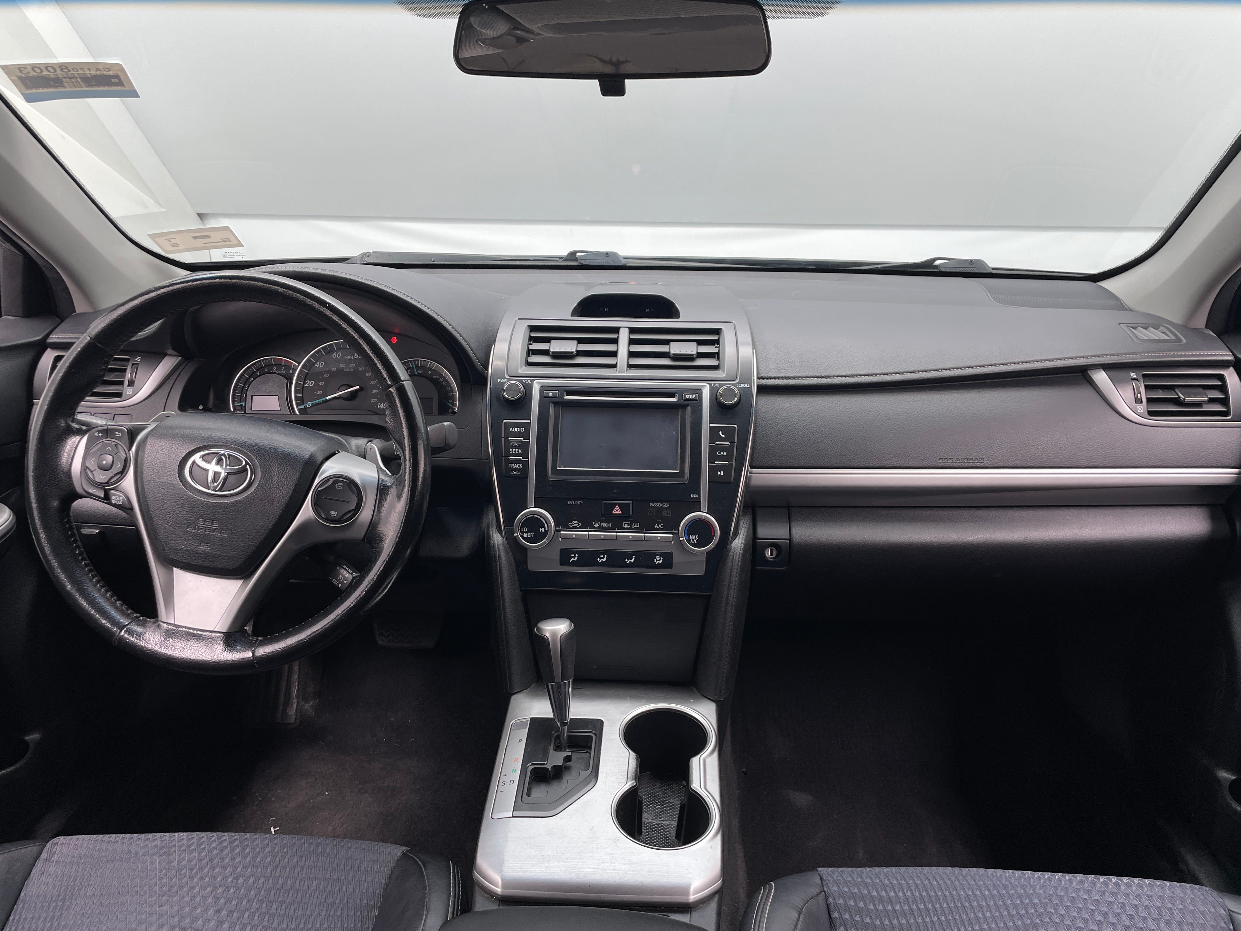 2013 Toyota Camry SE 3