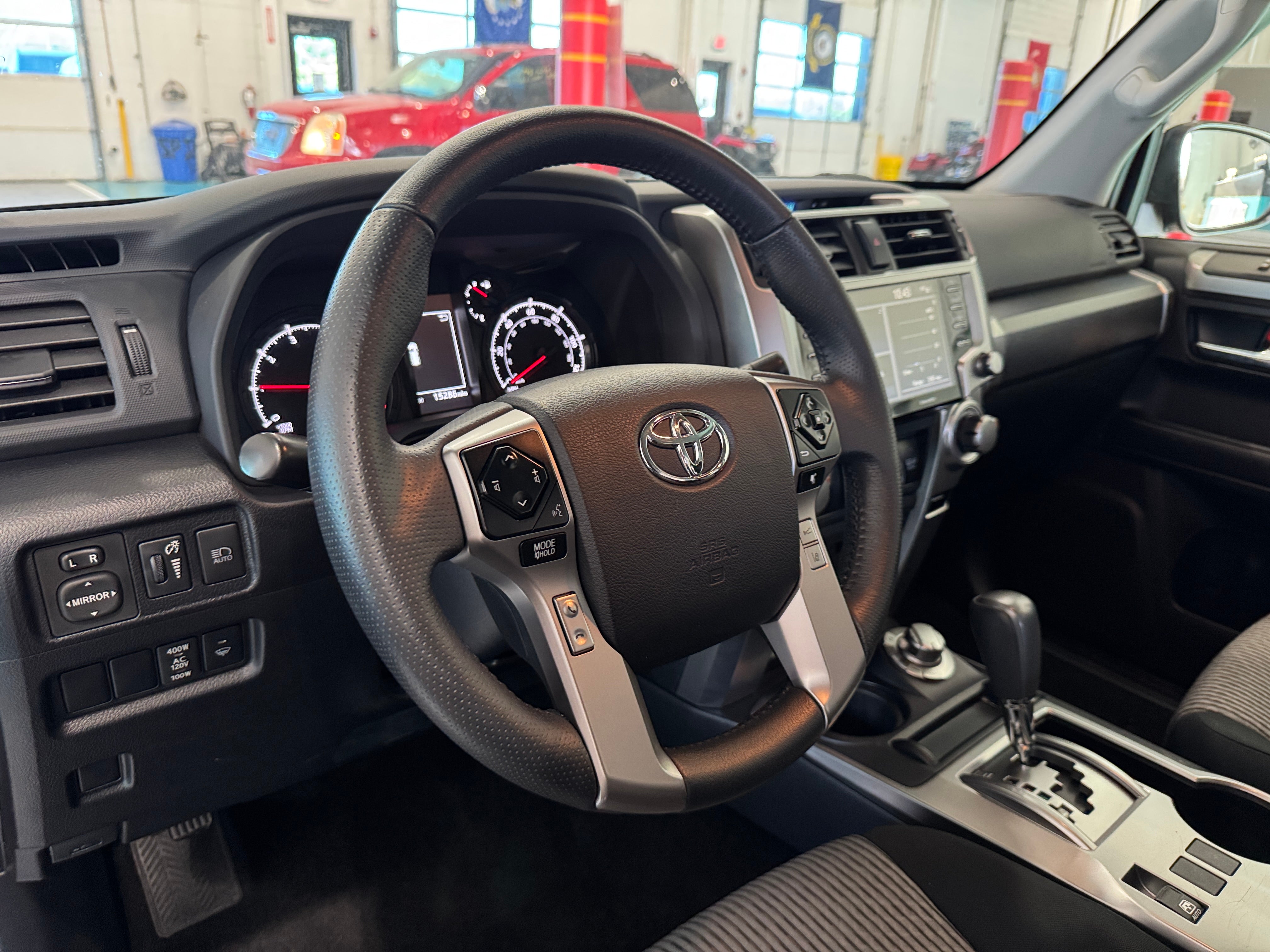 2024 Toyota 4Runner SR5 5