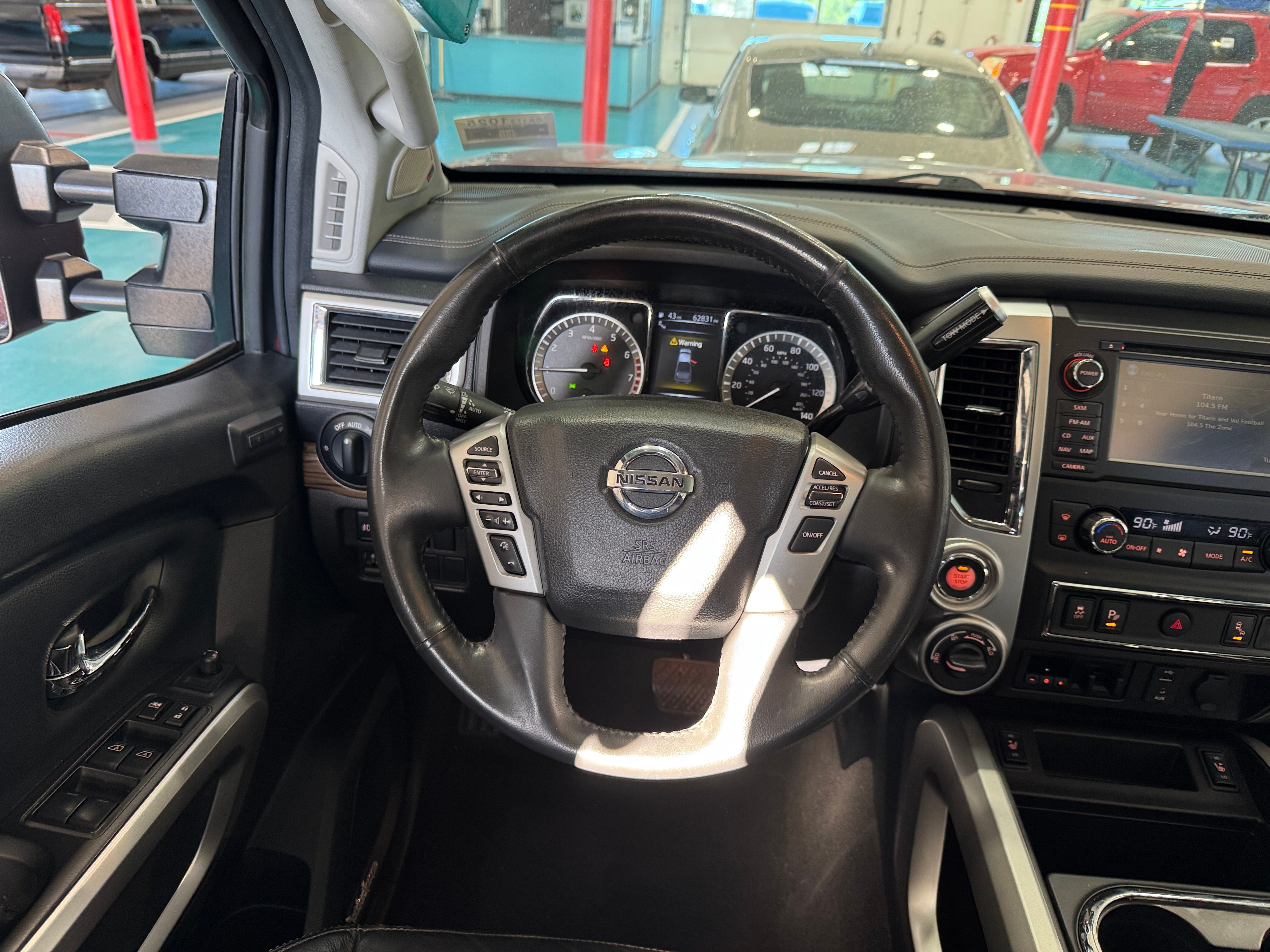 2018 Nissan Titan SL 4