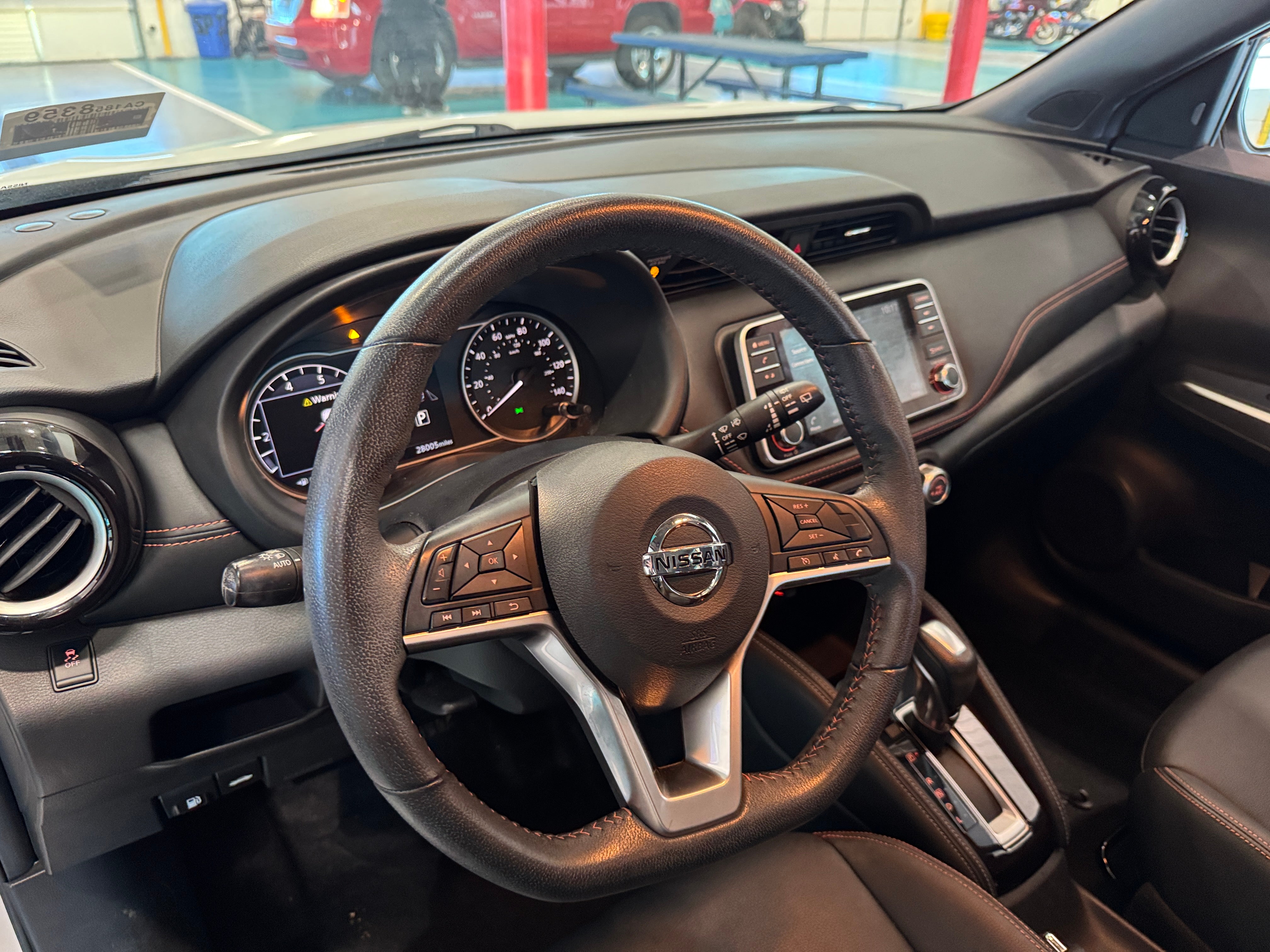 2019 Nissan Kicks SR 5