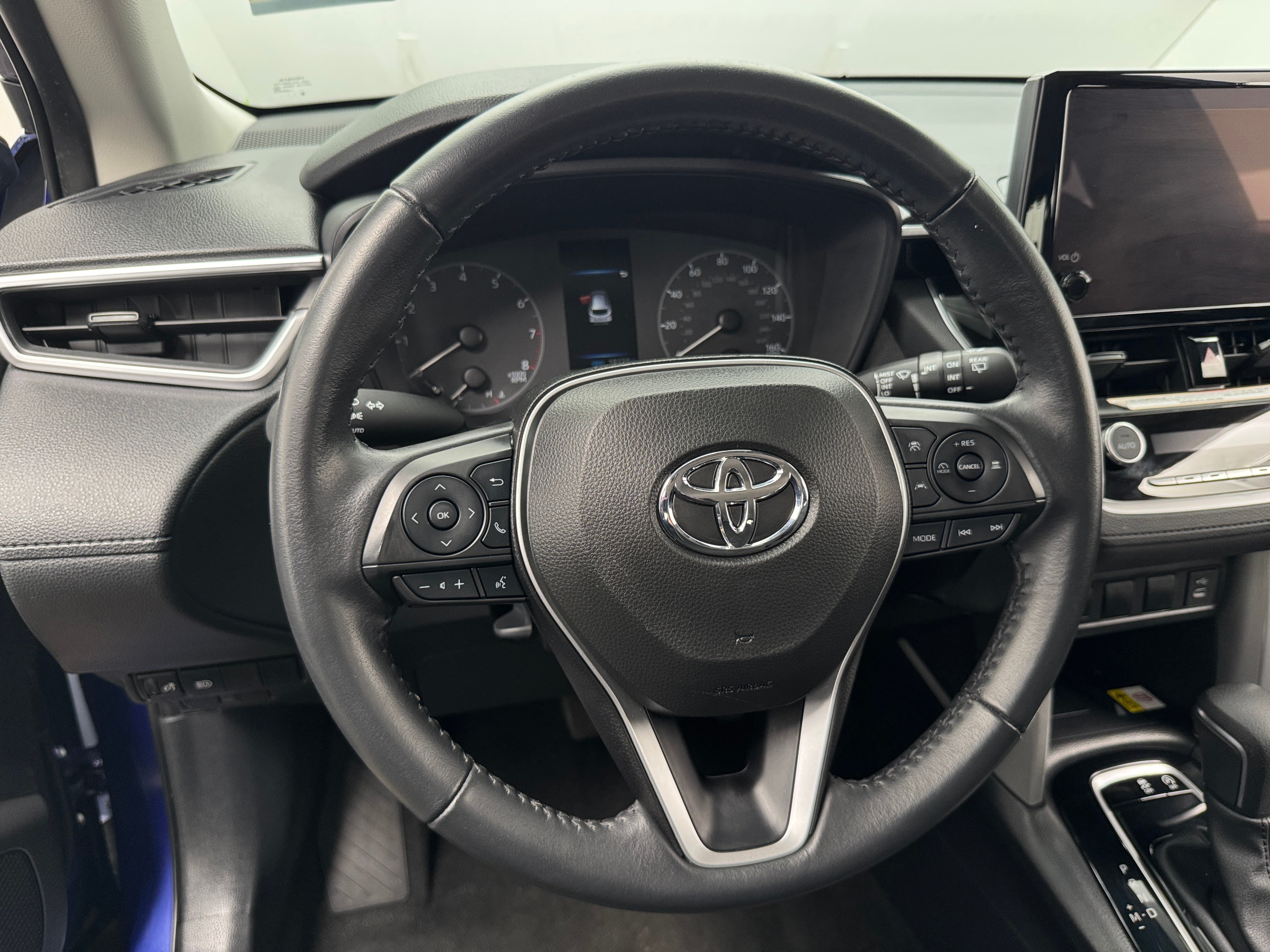 2023 Toyota Corolla Cross LE 5