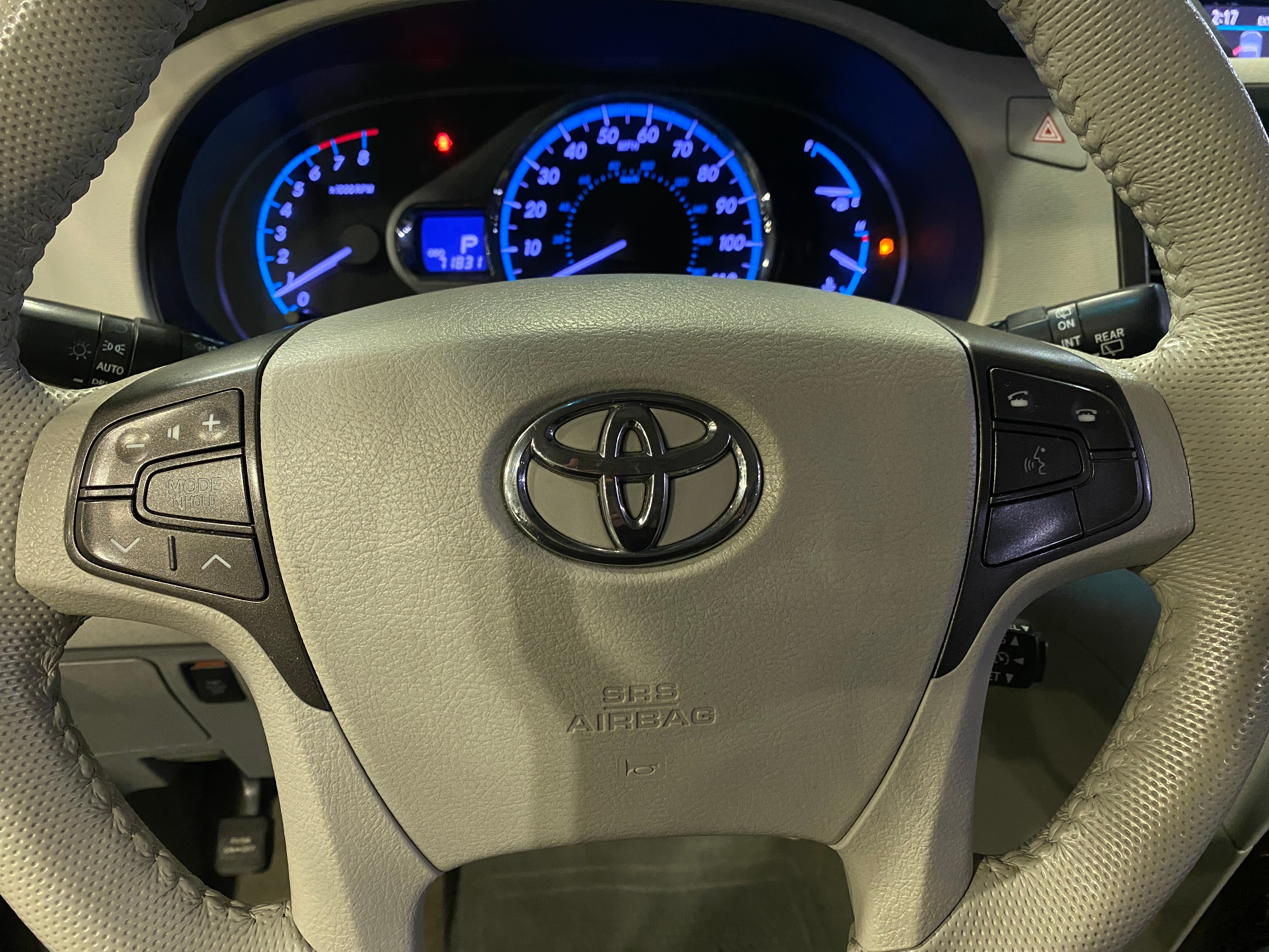 2013 Toyota Sienna XLE 4