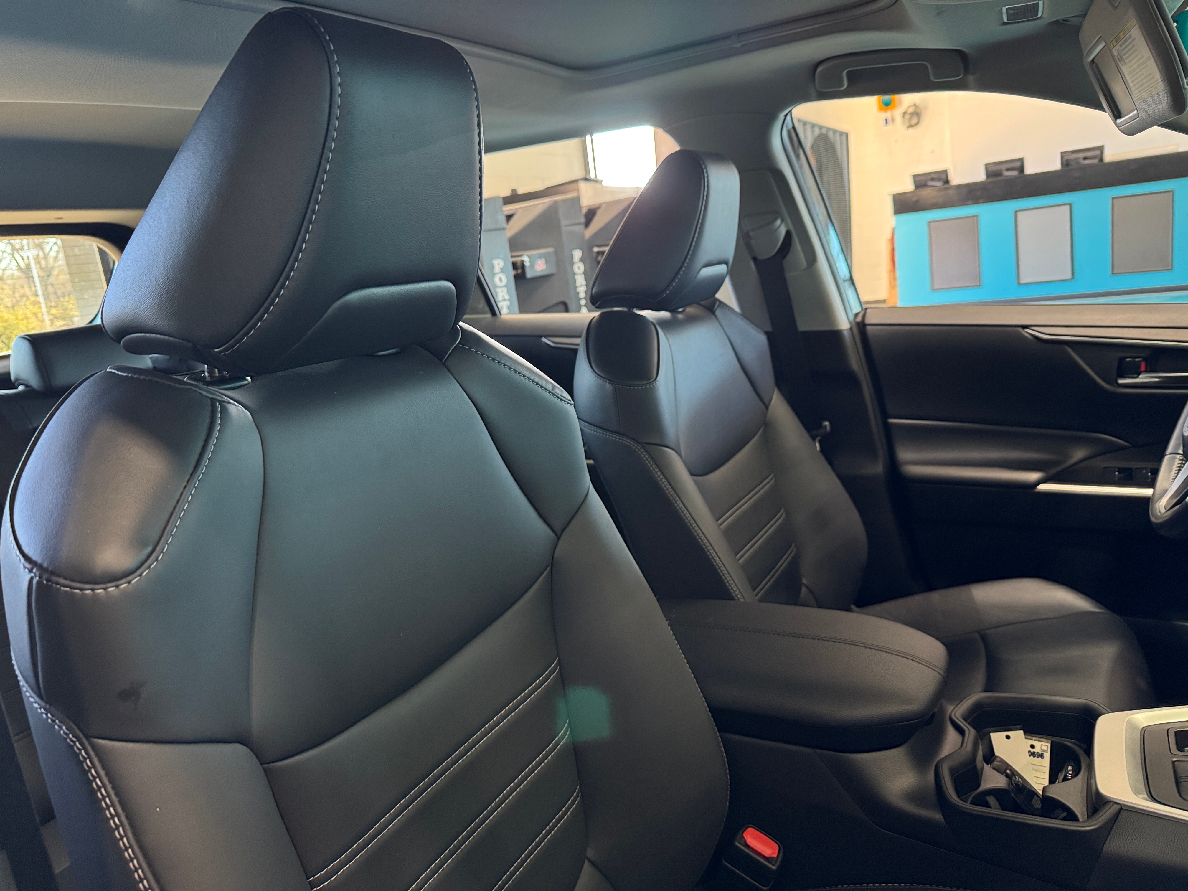 2019 Toyota RAV4 XLE Premium 2