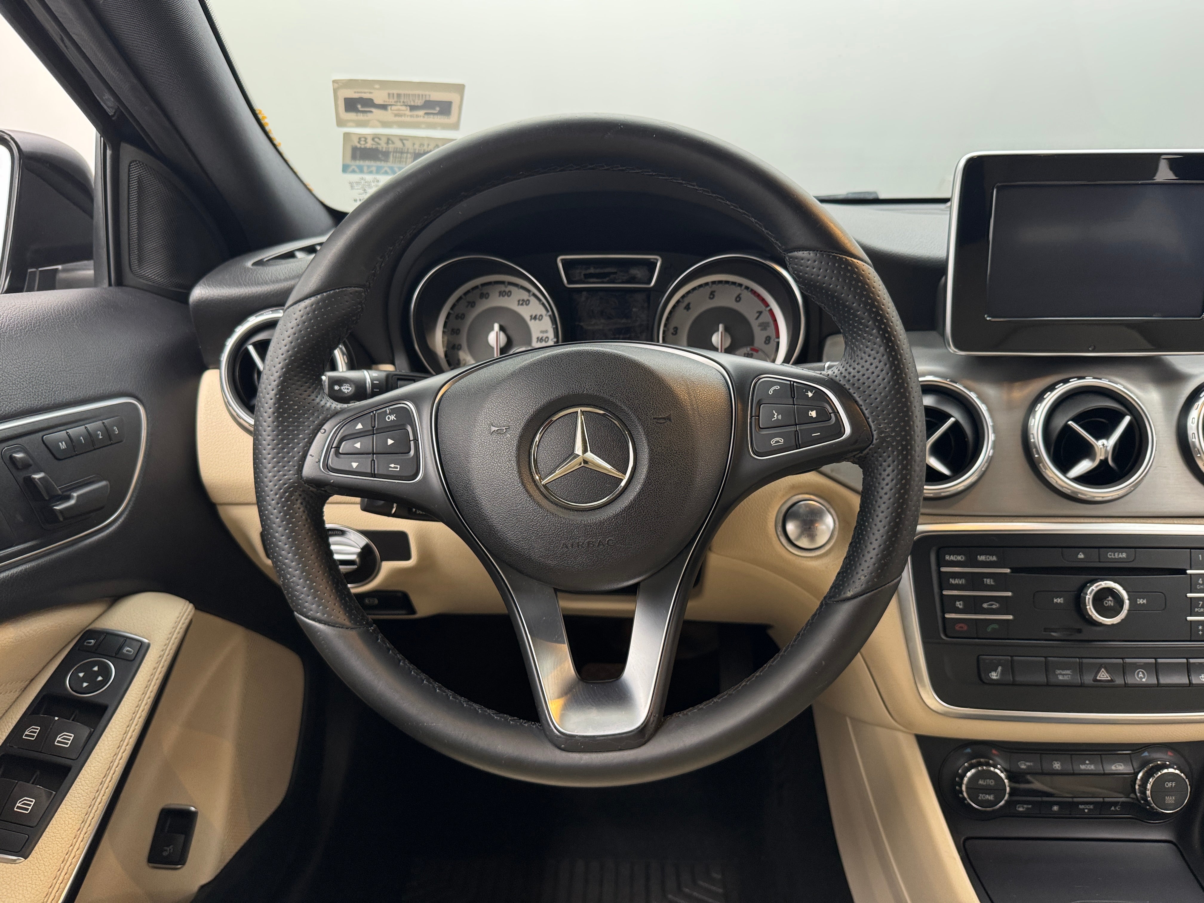 2016 Mercedes-Benz GLA 250 5