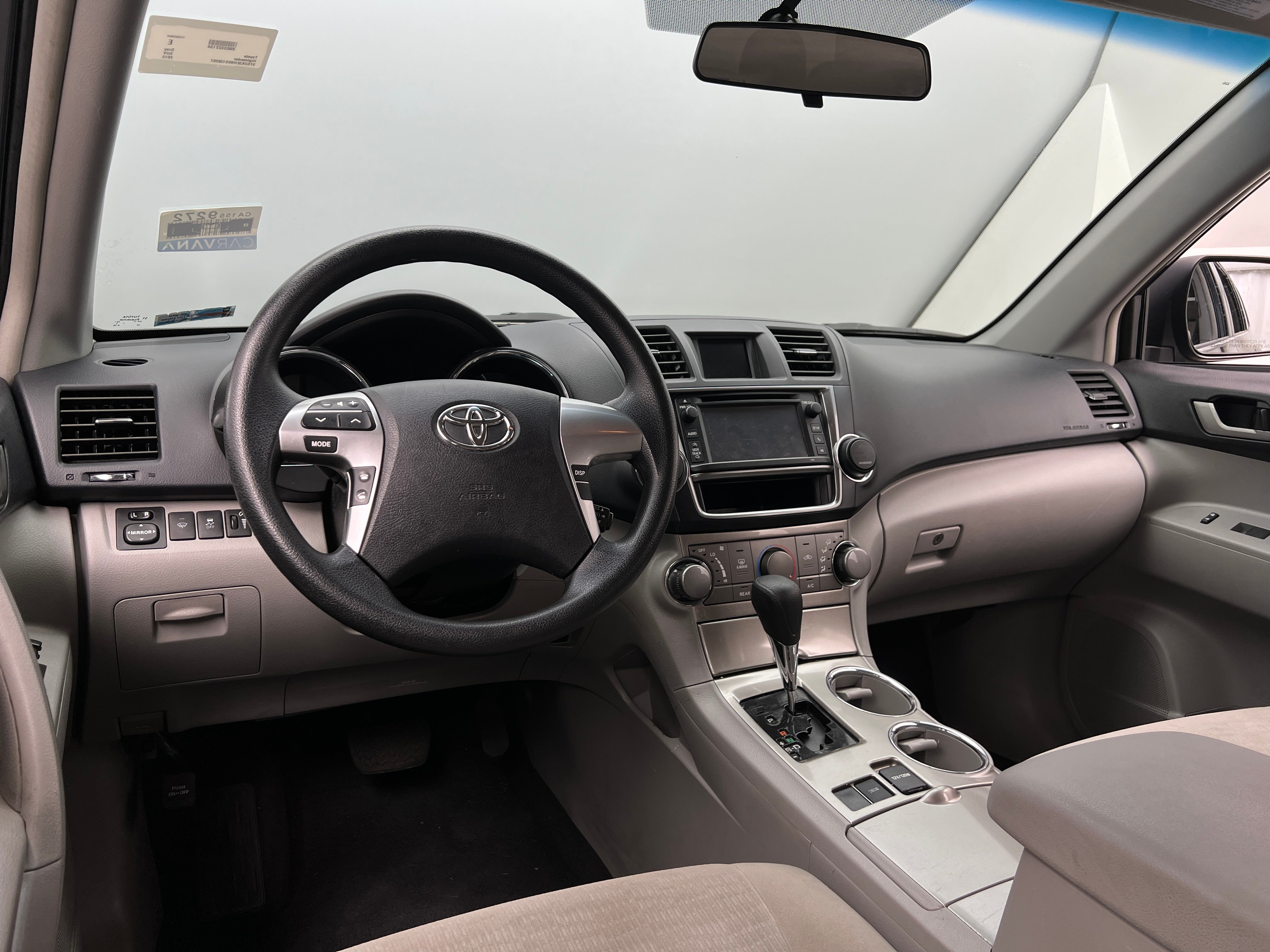 2013 Toyota Highlander Plus 3