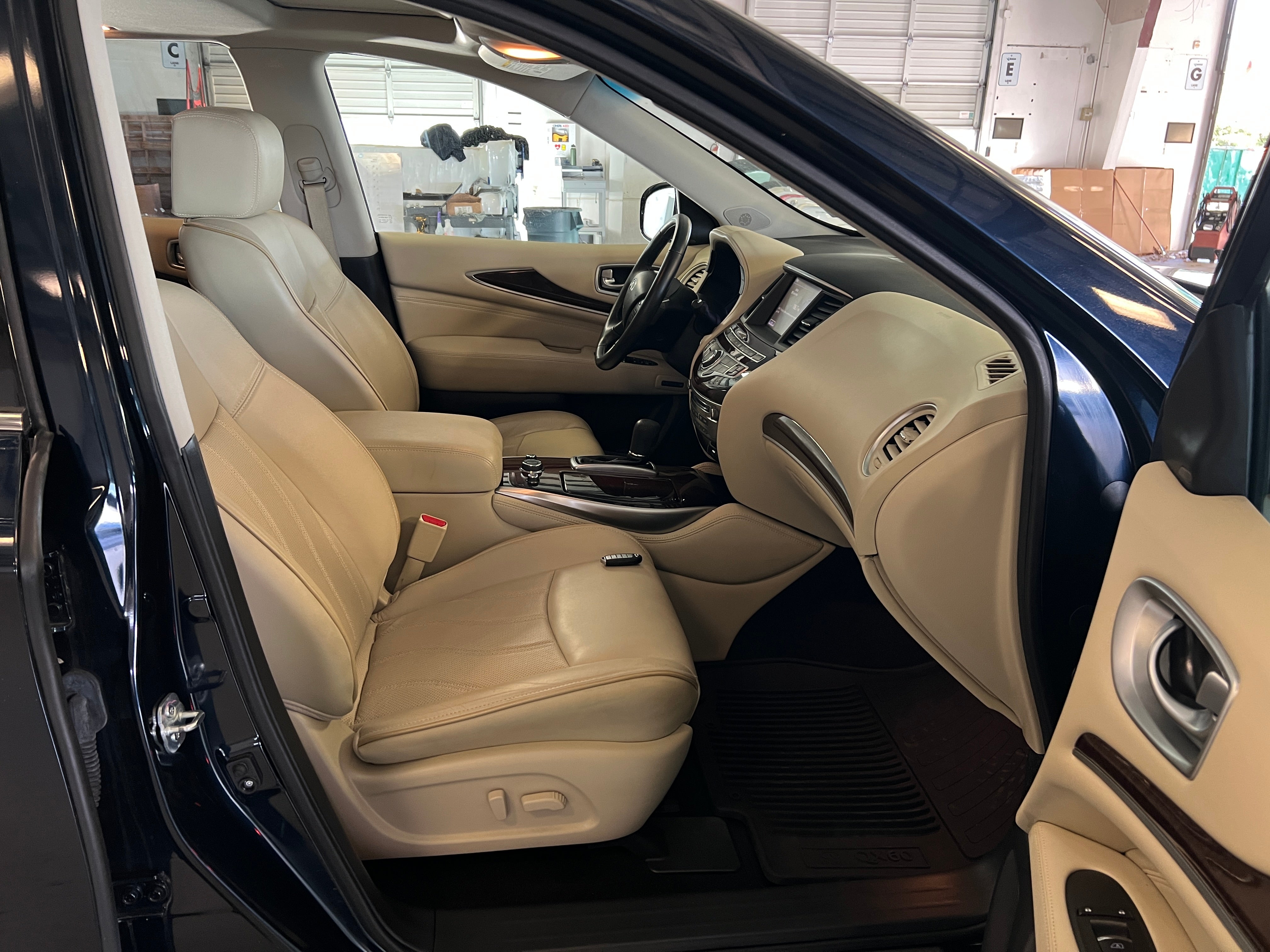 2015 INFINITI QX60  2