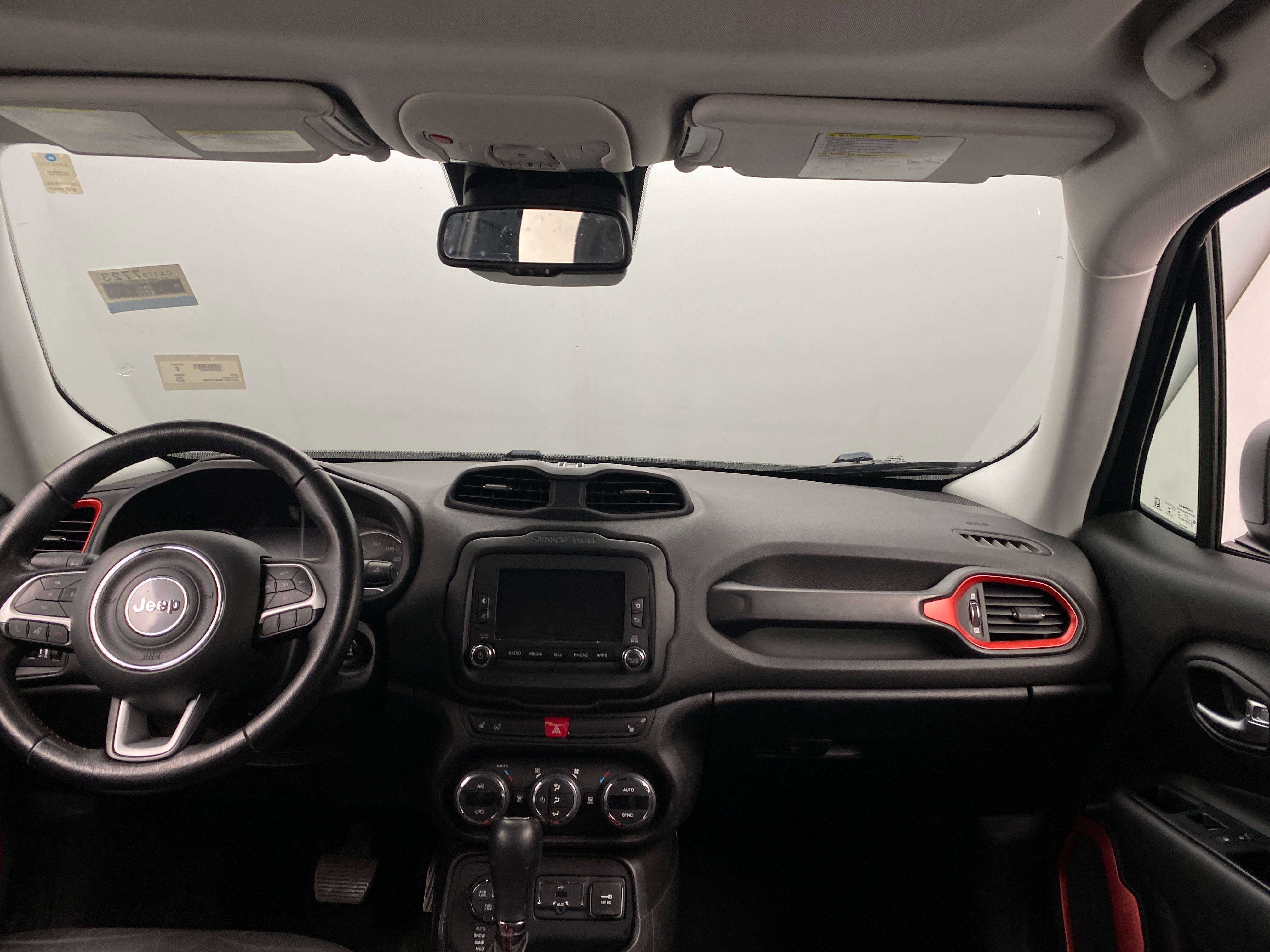 2016 Jeep Renegade Trailhawk 2