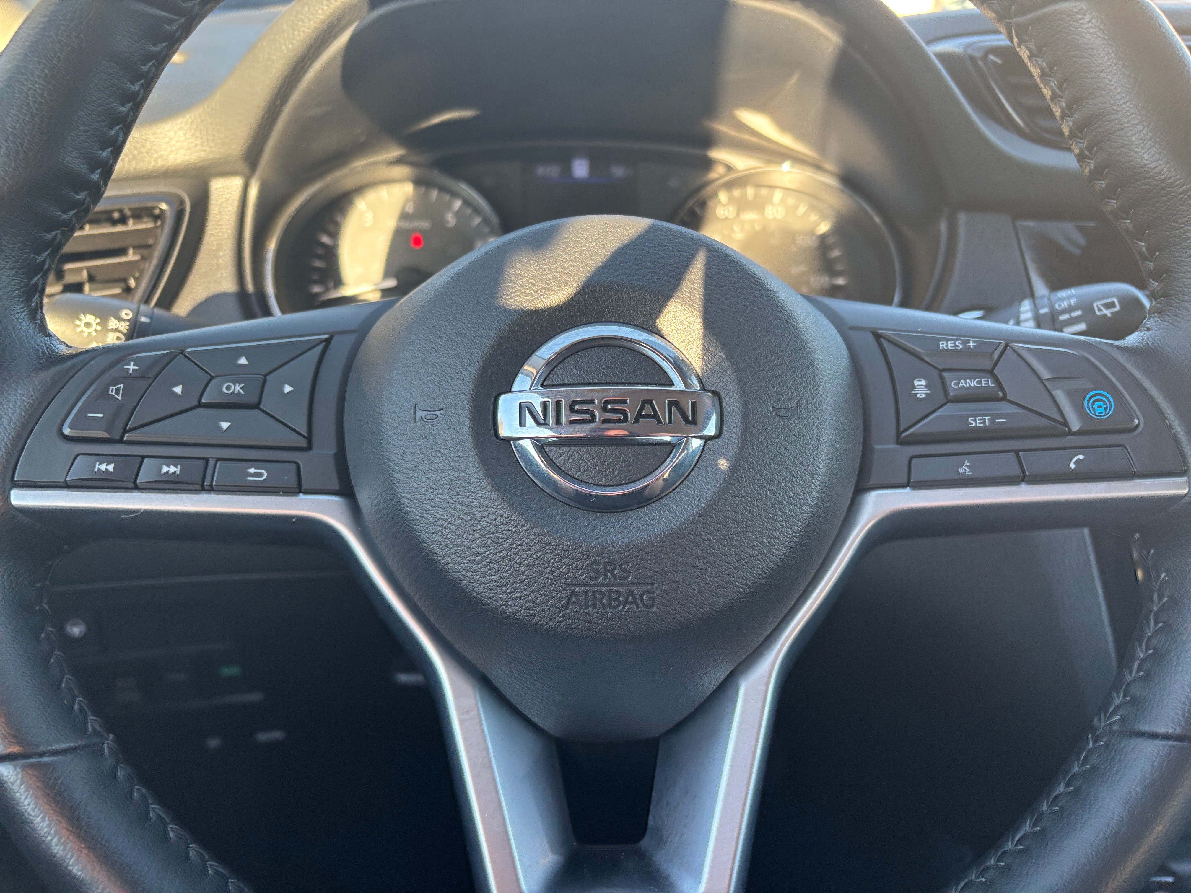 2022 Nissan Rogue Sport SL 5