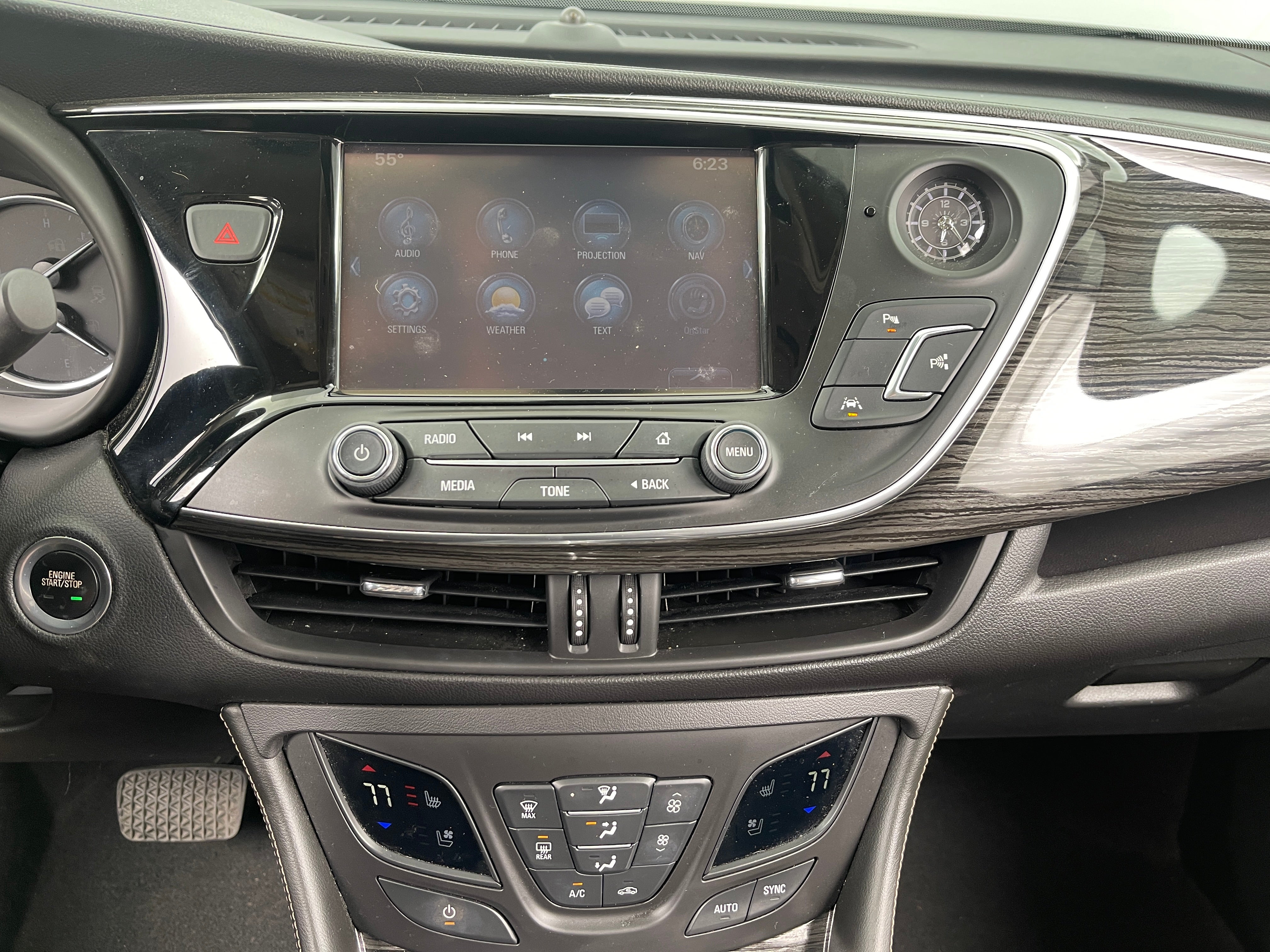 2017 Buick Envision Premium II 3