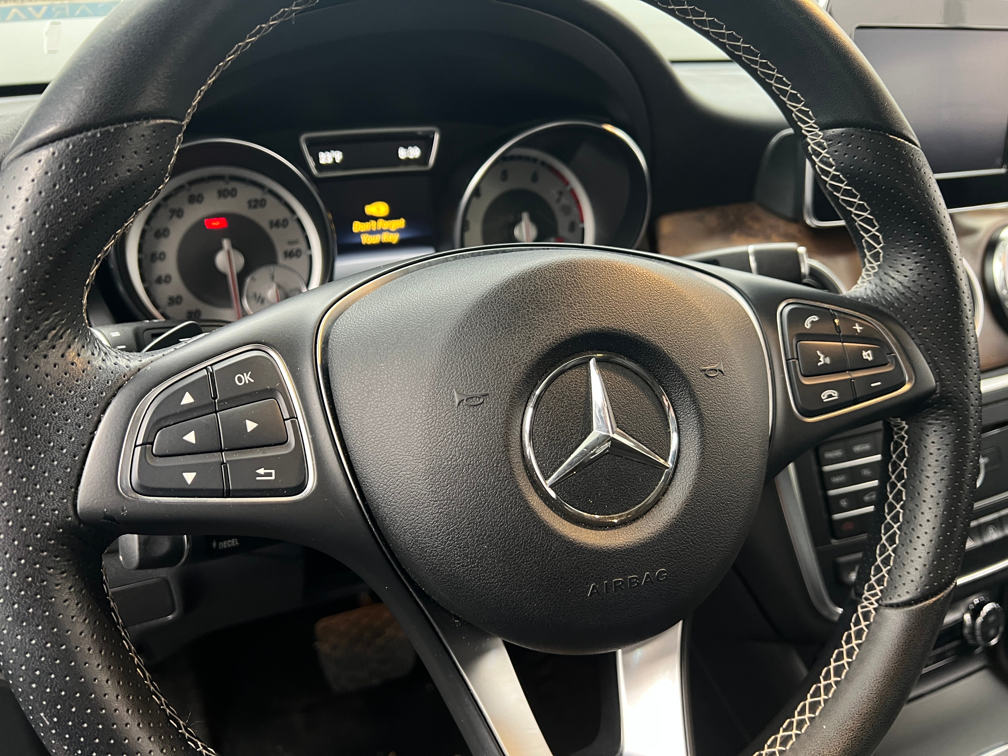 2016 Mercedes-Benz GLA 250 4MATIC 5