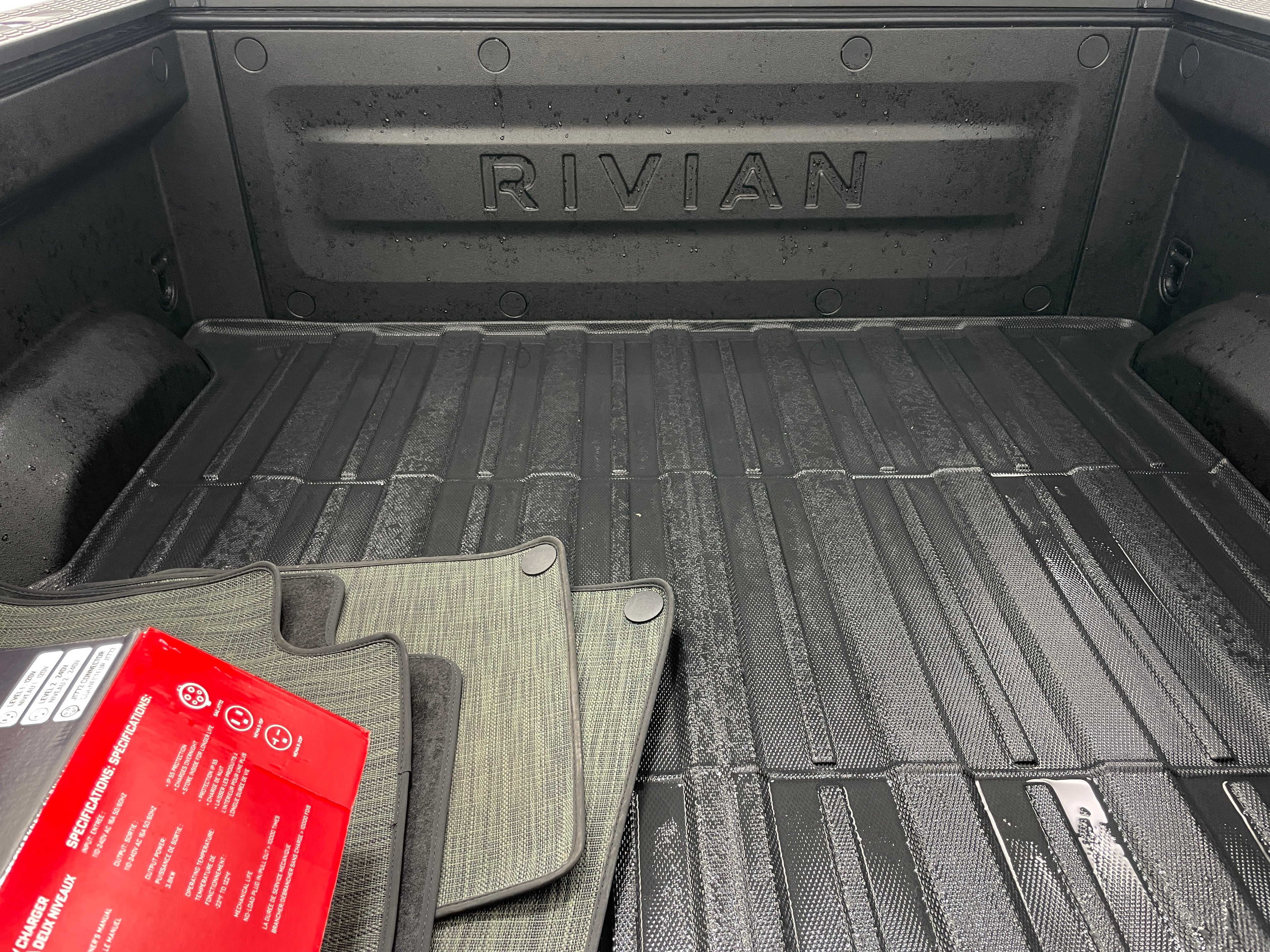 2023 Rivian R1T Adventure 7