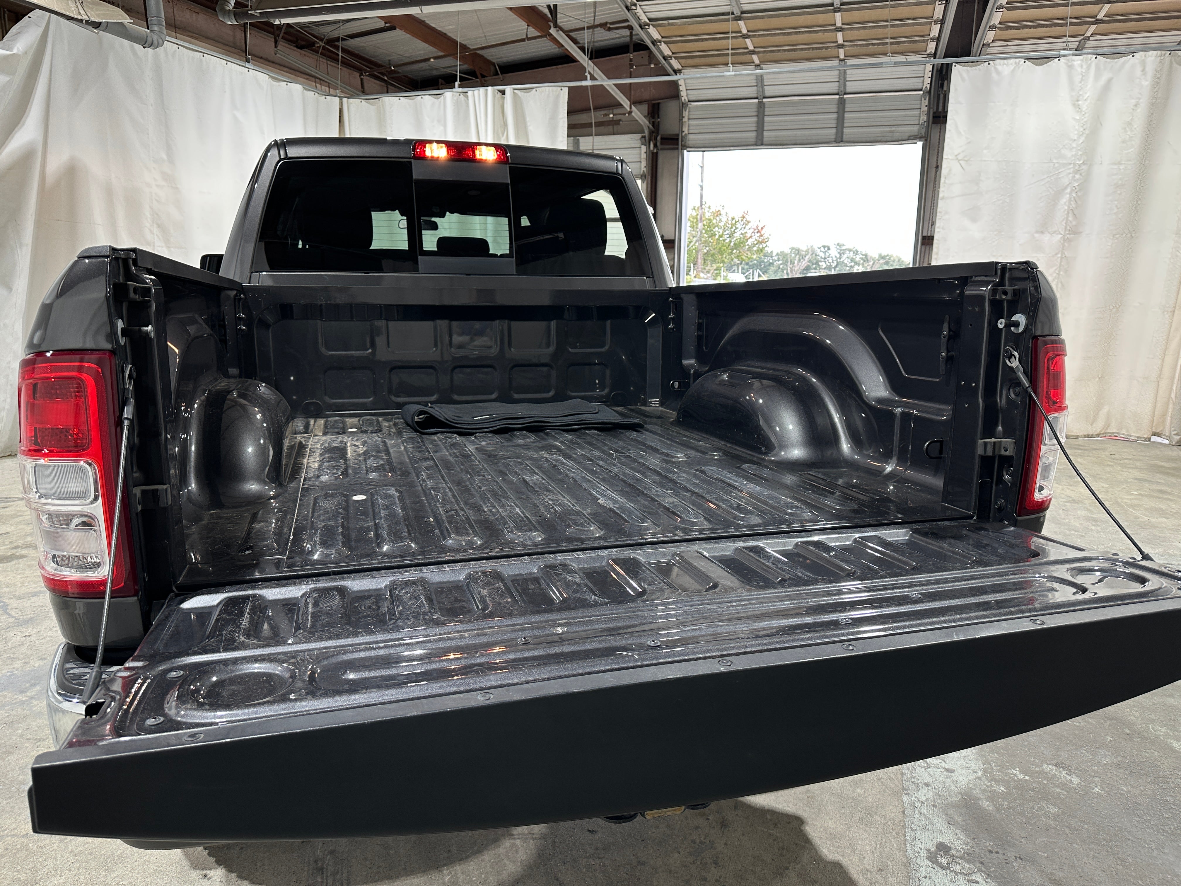 2022 RAM 2500 Tradesman 7