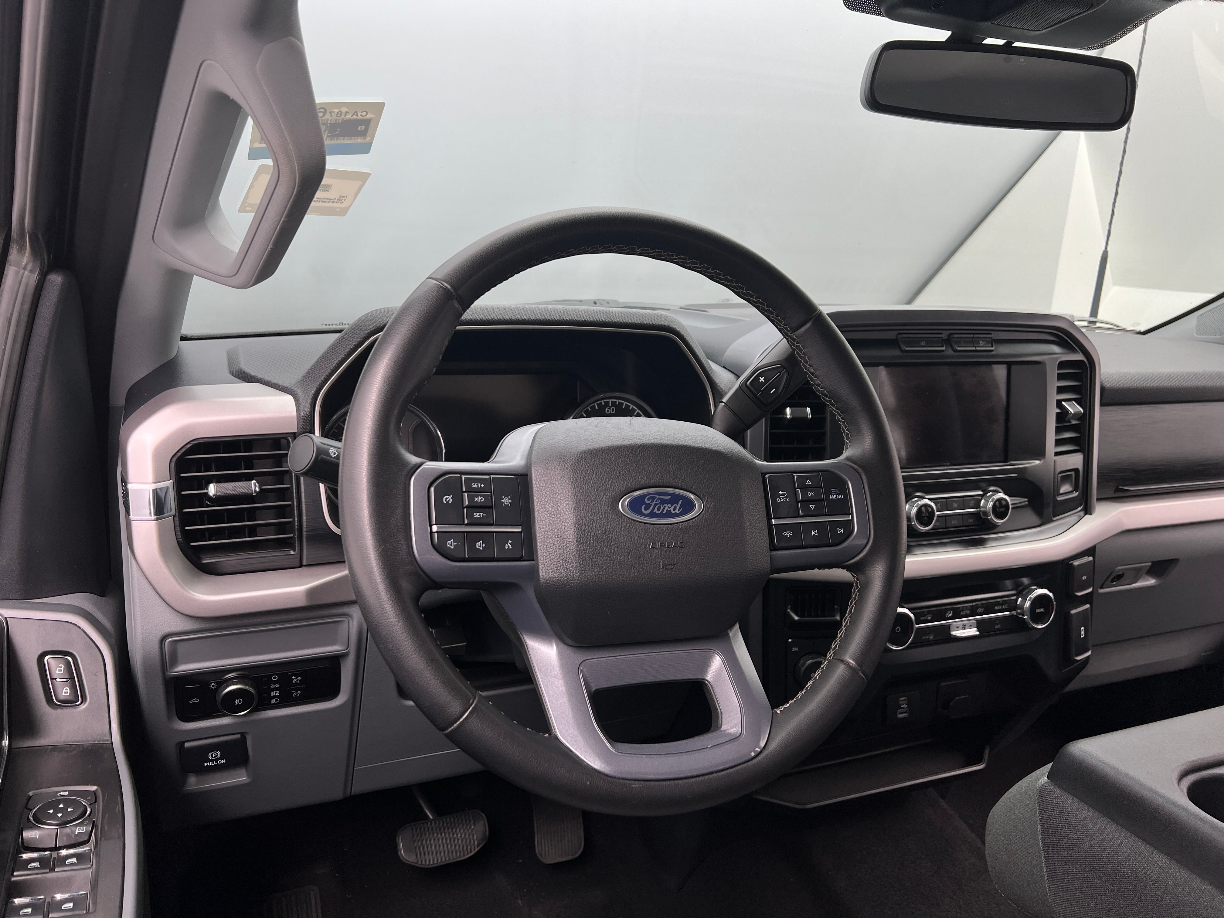 2023 Ford Econoline E-150 5