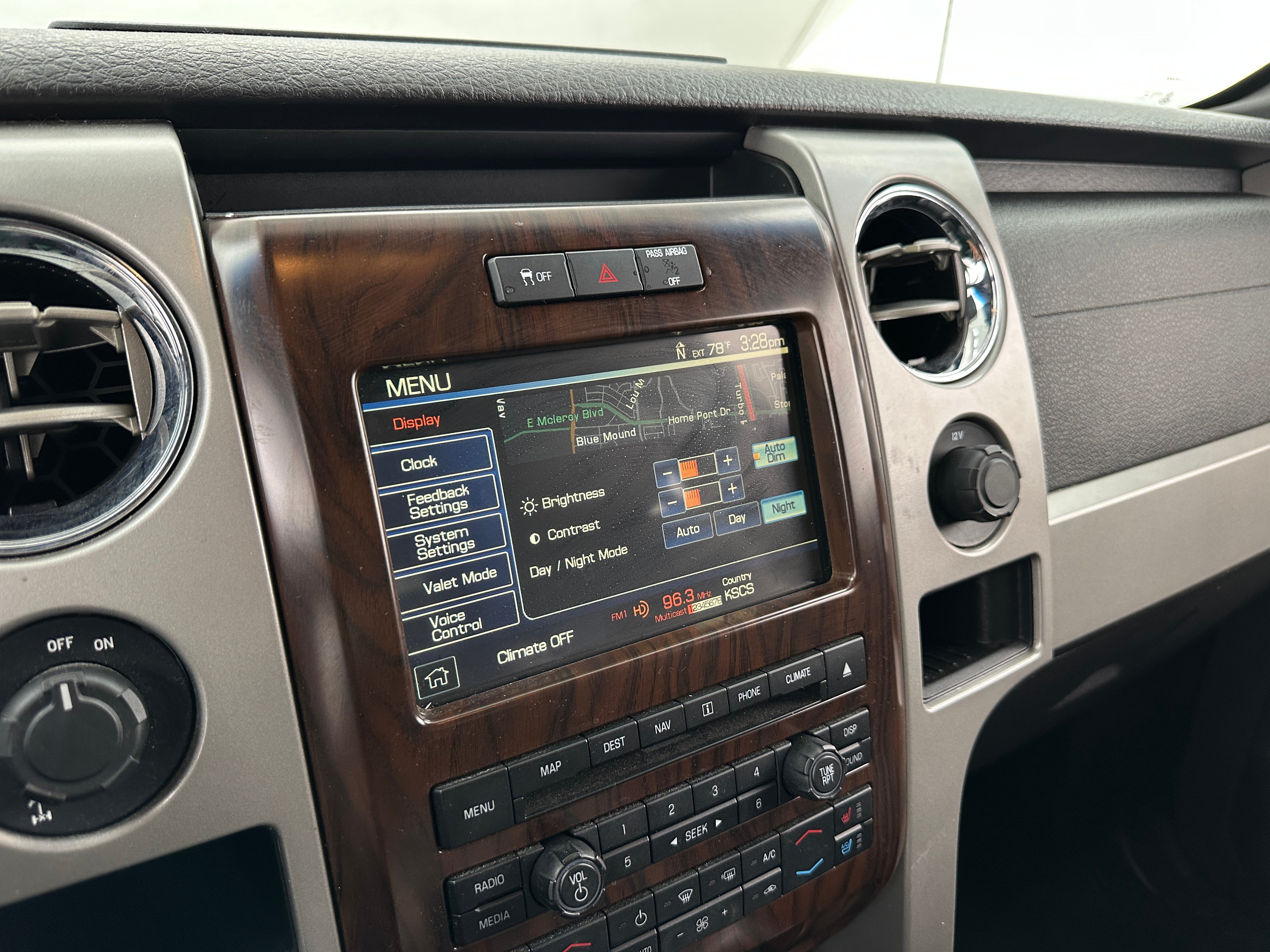 2012 Ford Econoline E-150 4