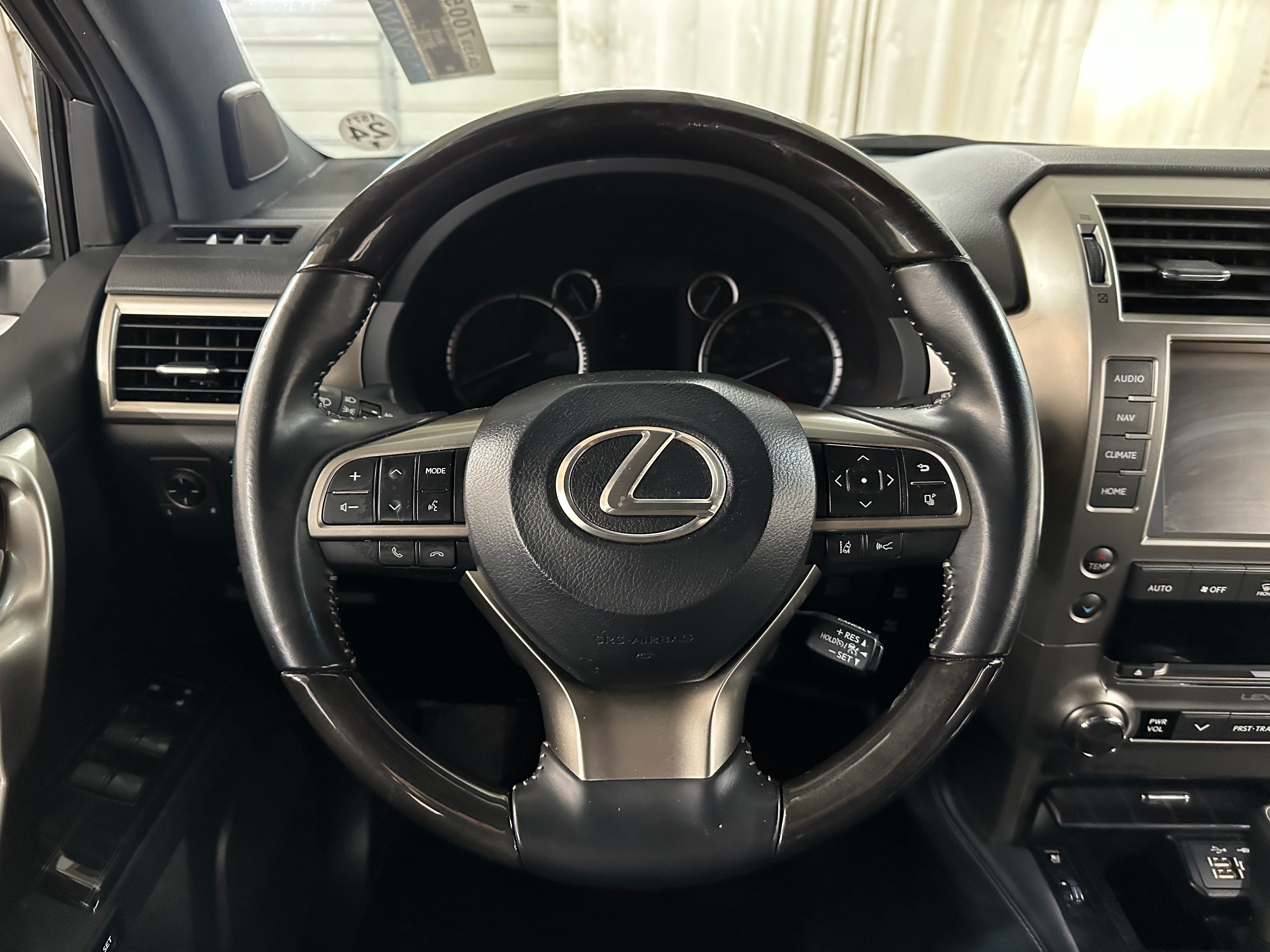 2020 Lexus GX 460 5