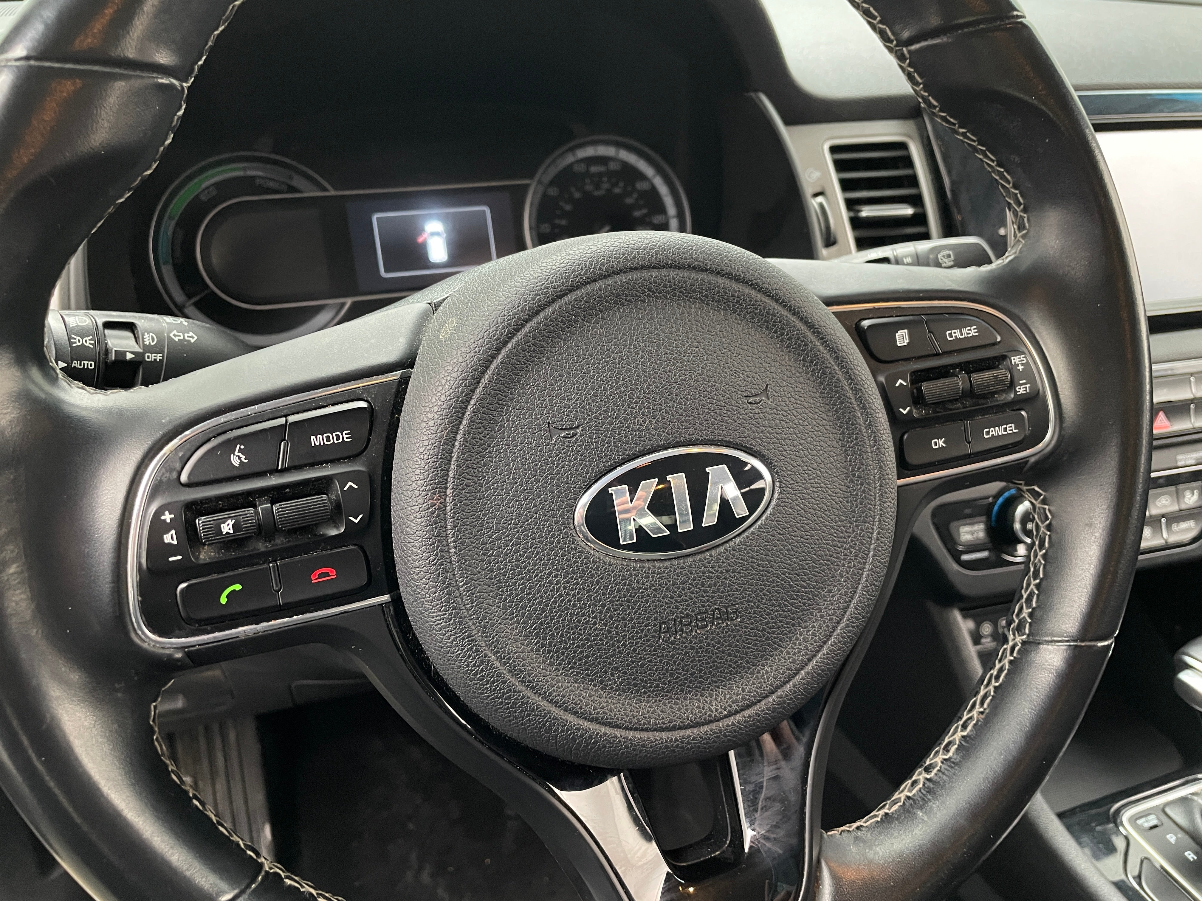 2017 Kia Niro EX 5