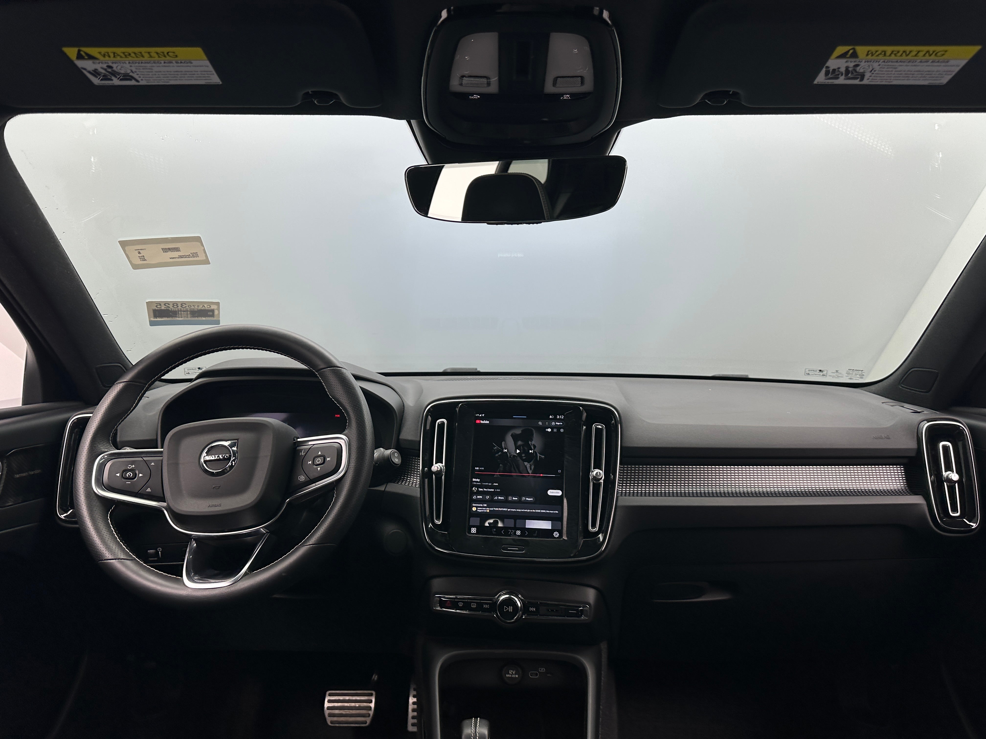 2021 Volvo XC40 Recharge Core 3